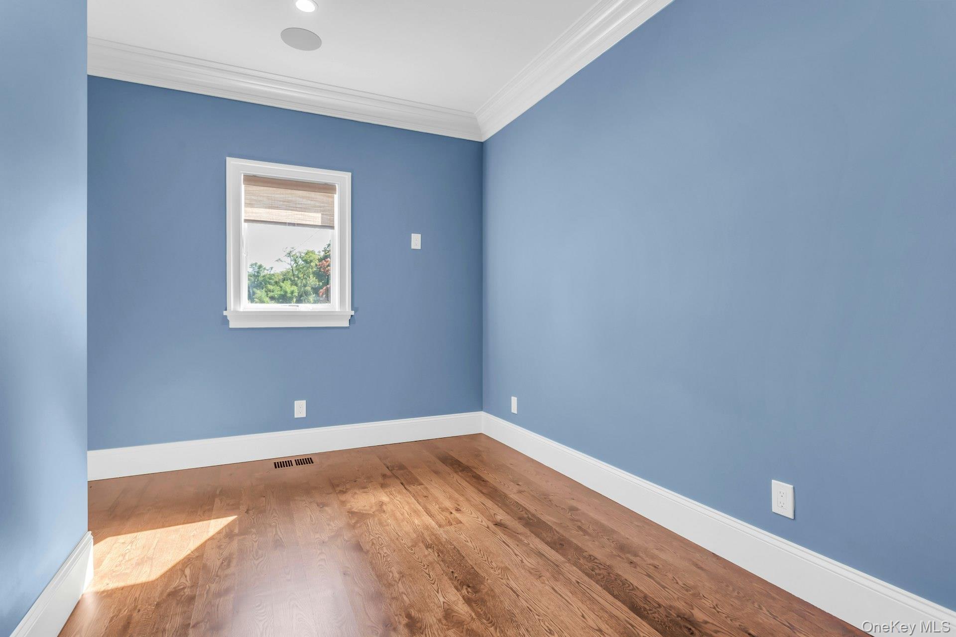 #13 photo, 7 Bud Court, ナッソー郡 Bayville , NY 11709