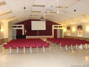 #12 photo, 405 Woodbridge Drive, サフォーク郡 Ridge , NY 11961