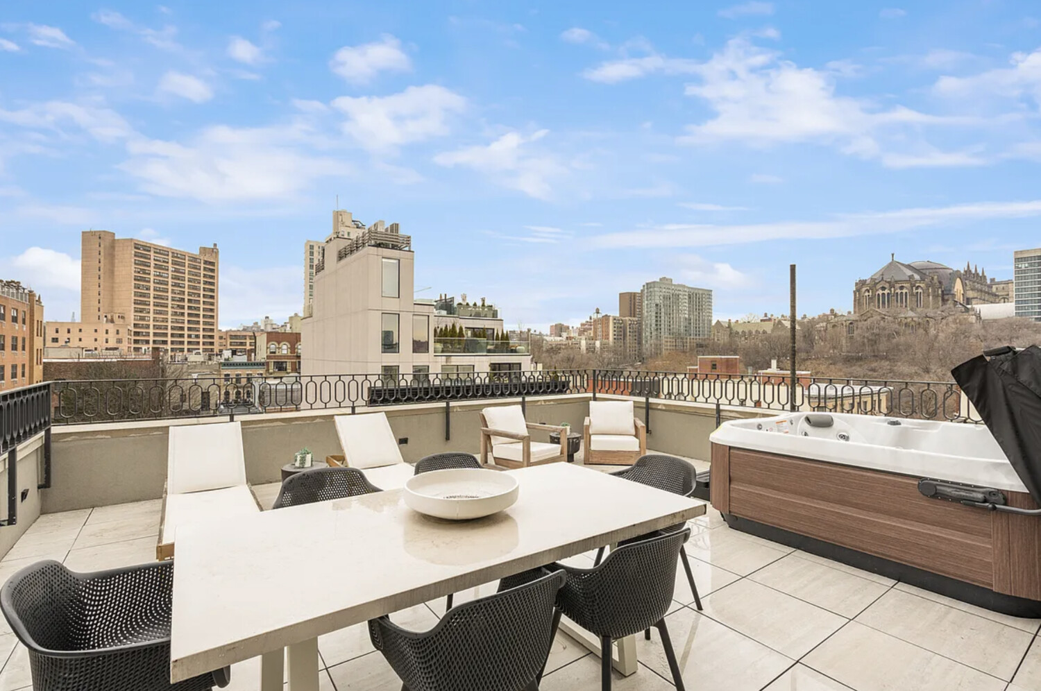 #9 photo, 303 W 113TH Street, マンハッタン South Harlem , NY 10026