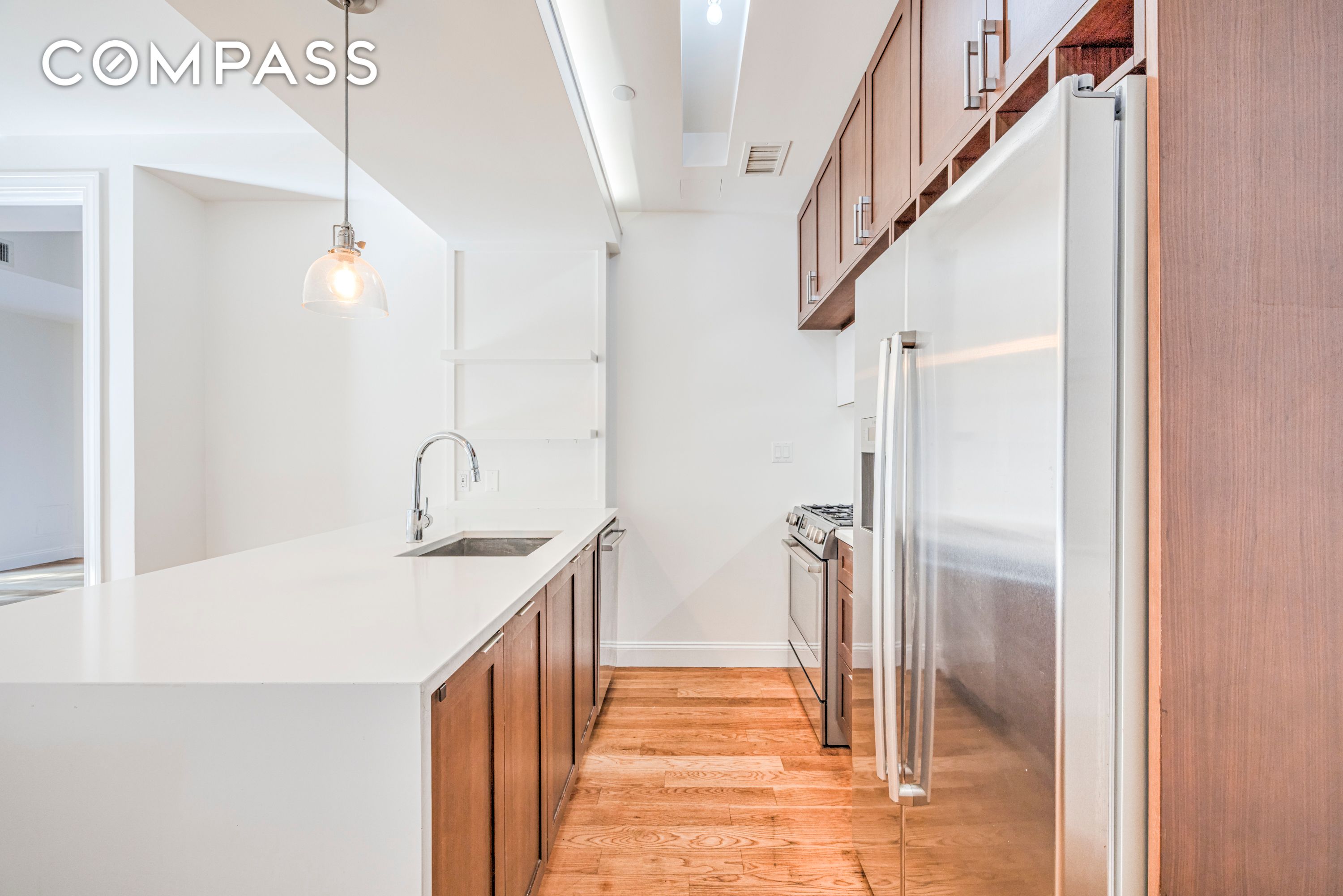 #16 photo, 42 Maspeth Avenue, ブルックリン区 East Williamsburg , NY 11211