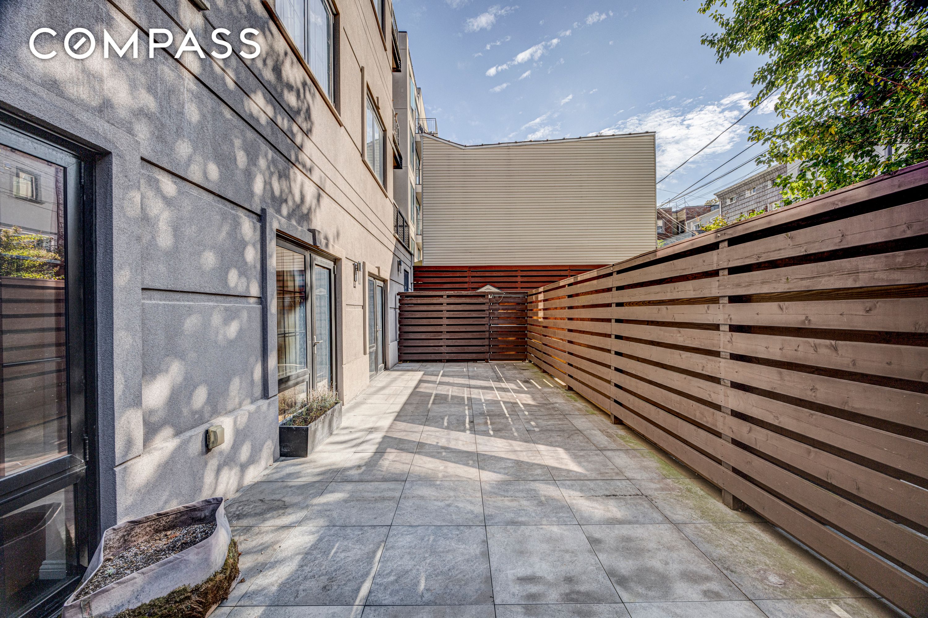 #20 photo, 42 Maspeth Avenue, ブルックリン区 East Williamsburg , NY 11211