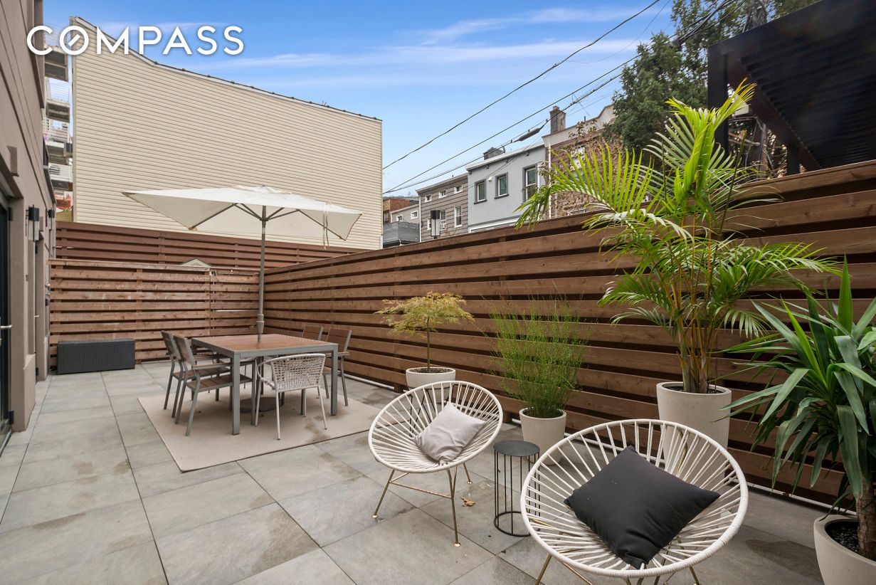 #21 photo, 42 Maspeth Avenue, ブルックリン区 East Williamsburg , NY 11211