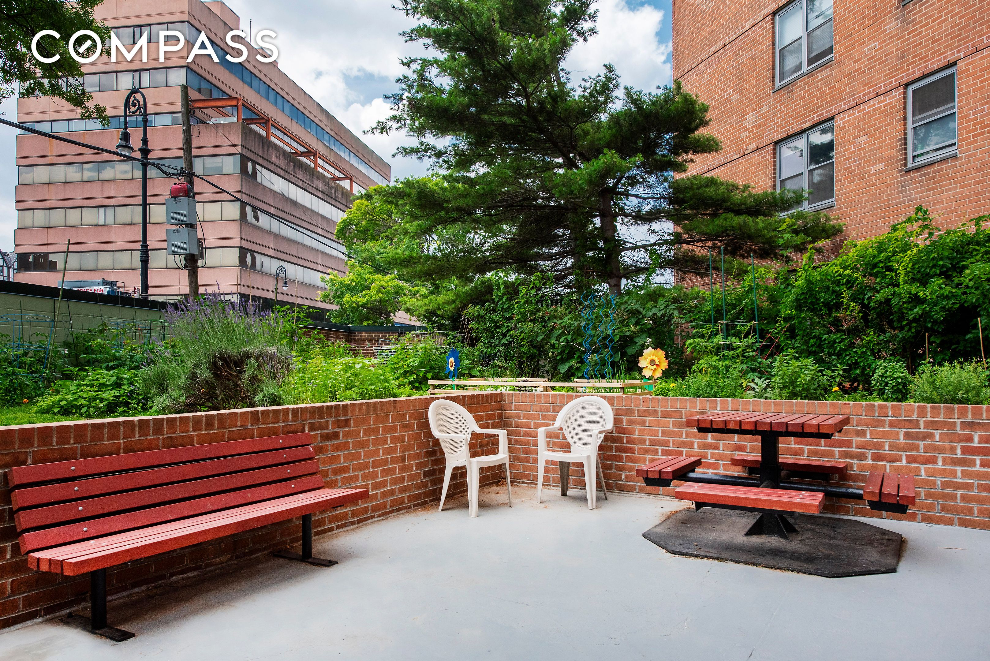 #18 photo, Forest Hills, Forest Hills , NY 11375