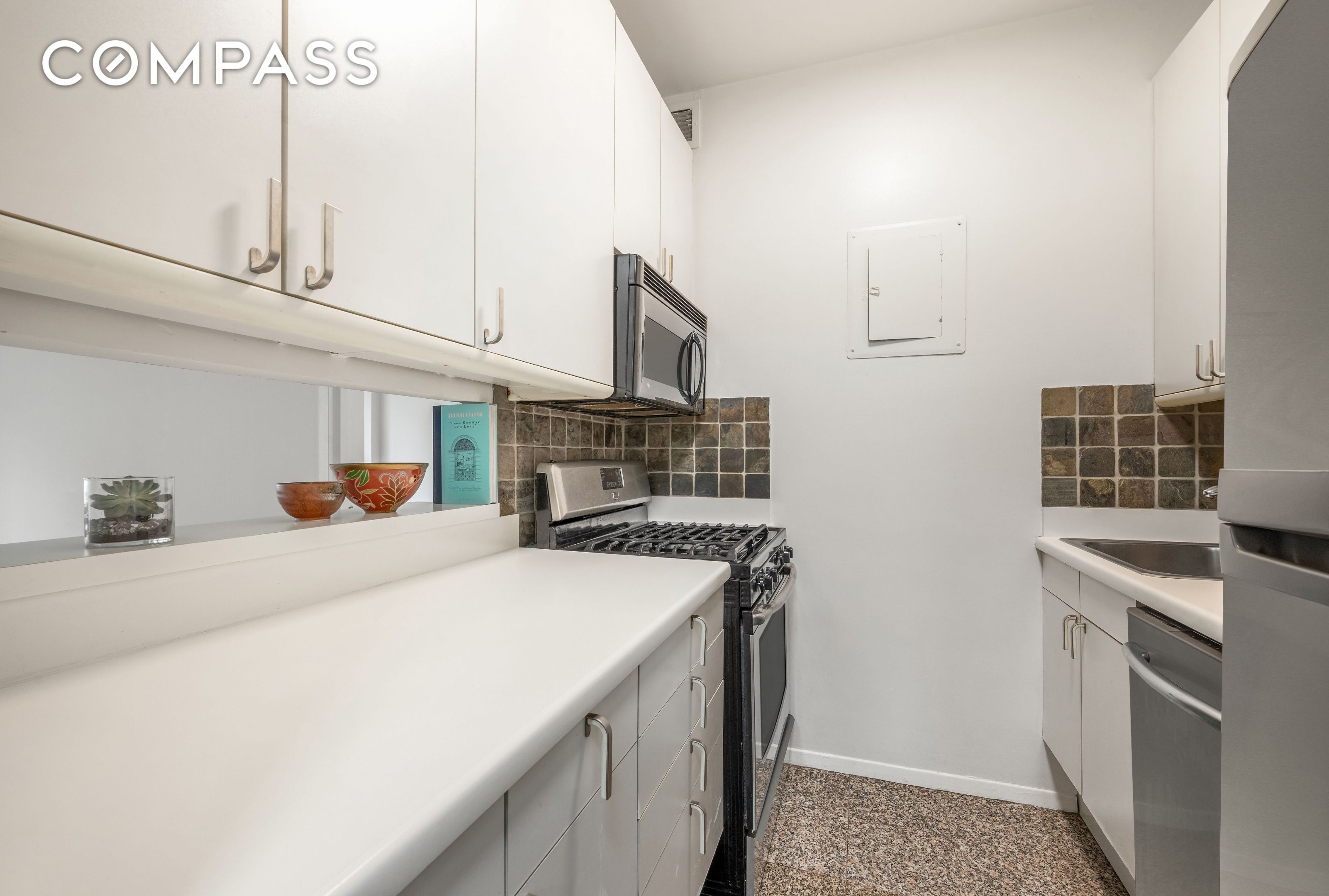 #7 photo, New York City, マンハッタン Hell's Kitchen , NY 10019