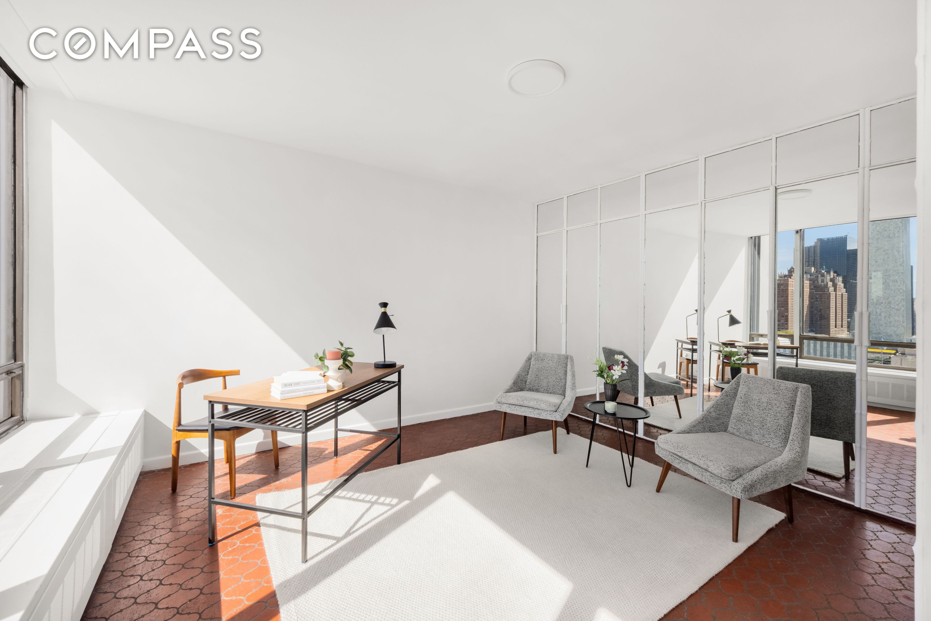 #7 photo, 870 United Nations Plaza, マンハッタン Midtown East , NY 10017