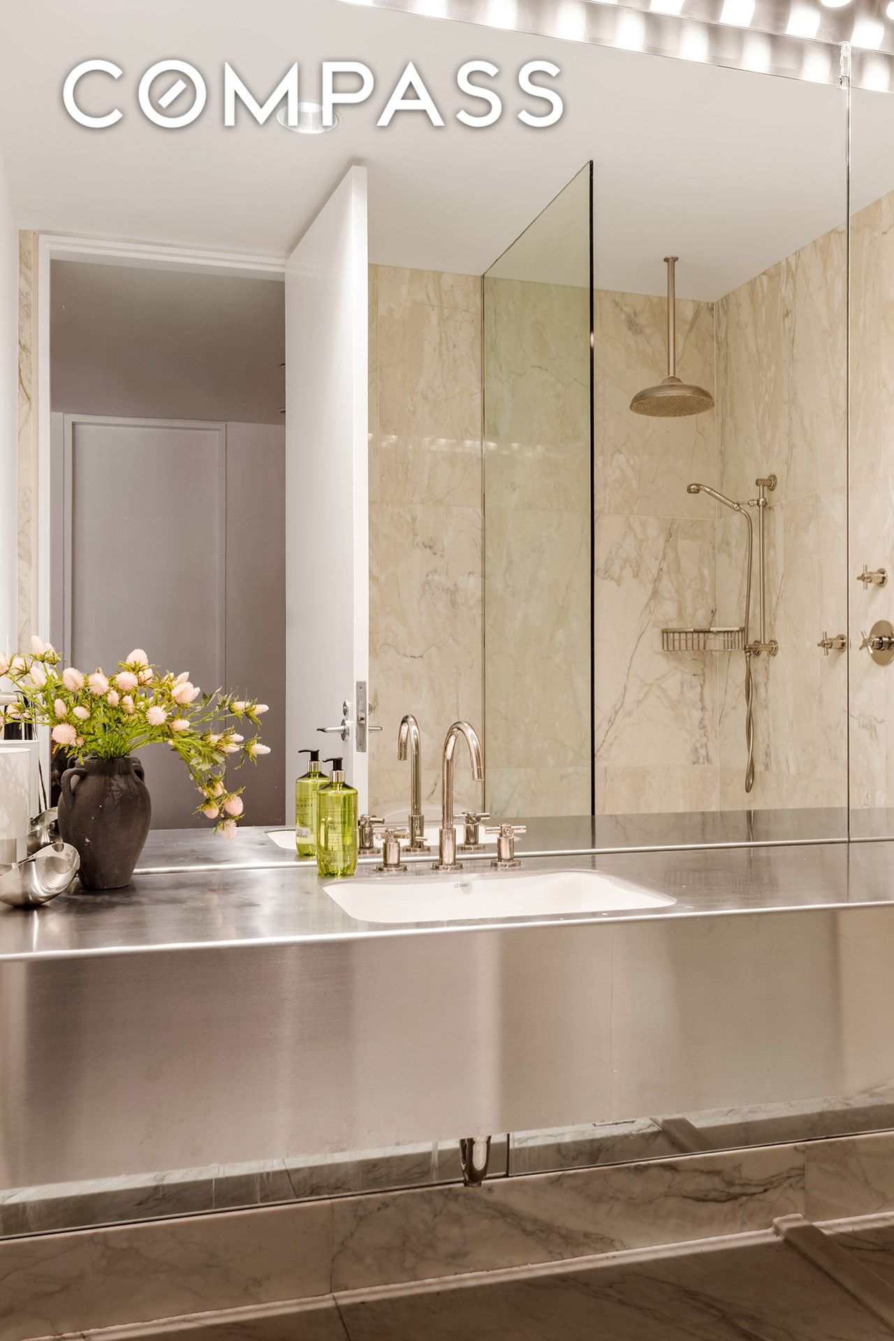 #13 photo, 30 Crosby Street, マンハッタン SoHo , NY 10013