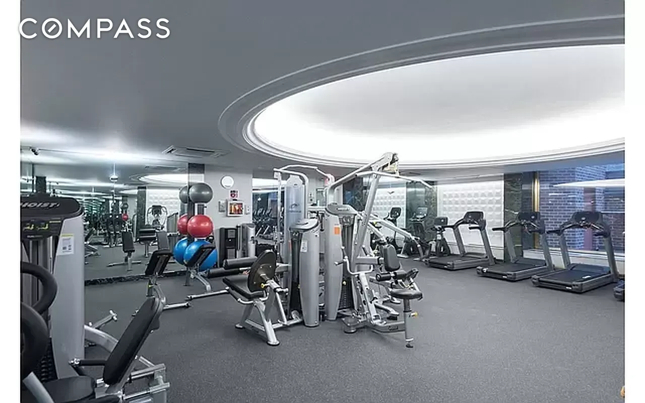 #16 photo, 360 E 72nd Street, Lenox Hill , NY 10021