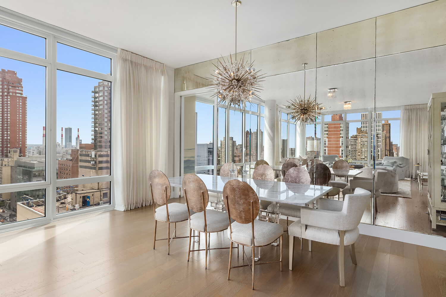 #4 photo, 1355 1ST Avenue, マンハッタン Lenox Hill , NY 10021