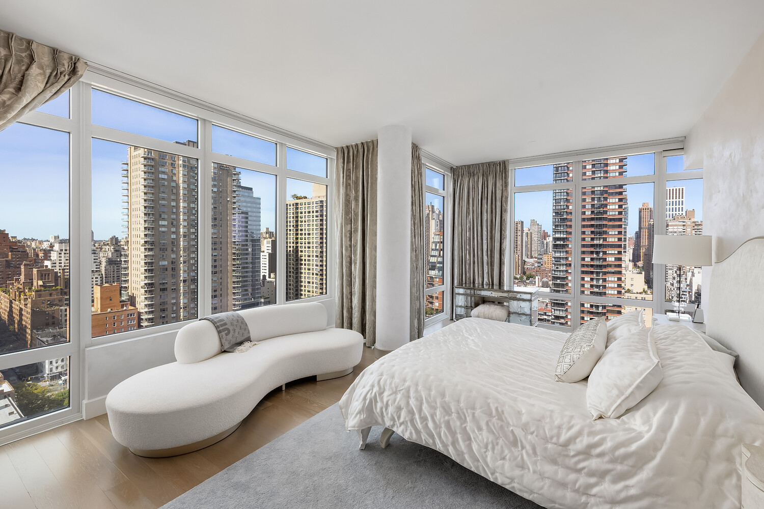 #6 photo, 1355 1ST Avenue, マンハッタン Lenox Hill , NY 10021