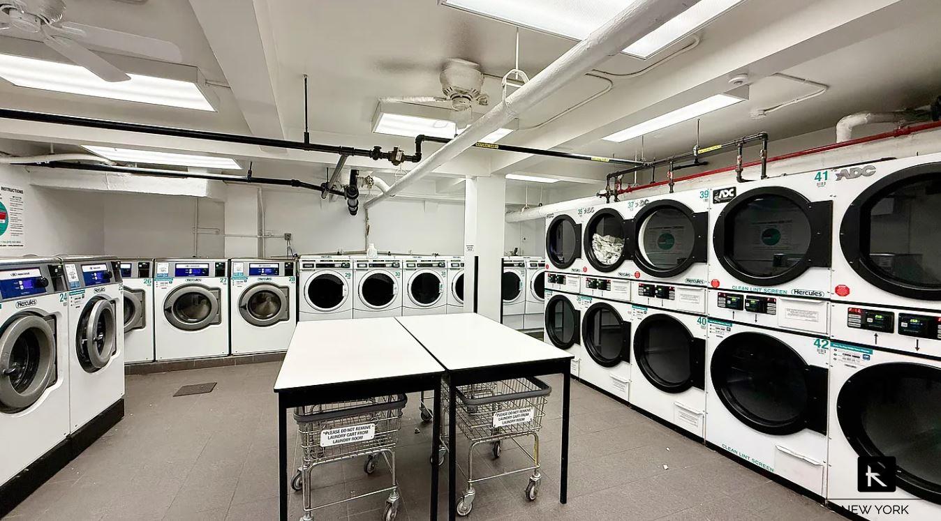 #13 photo, 420 E 64th Street, マンハッタン Upper East Side , NY 10065