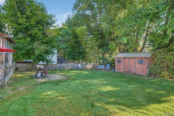 #14 photo, 33 Thompson Street, Red Hook , NY 12571