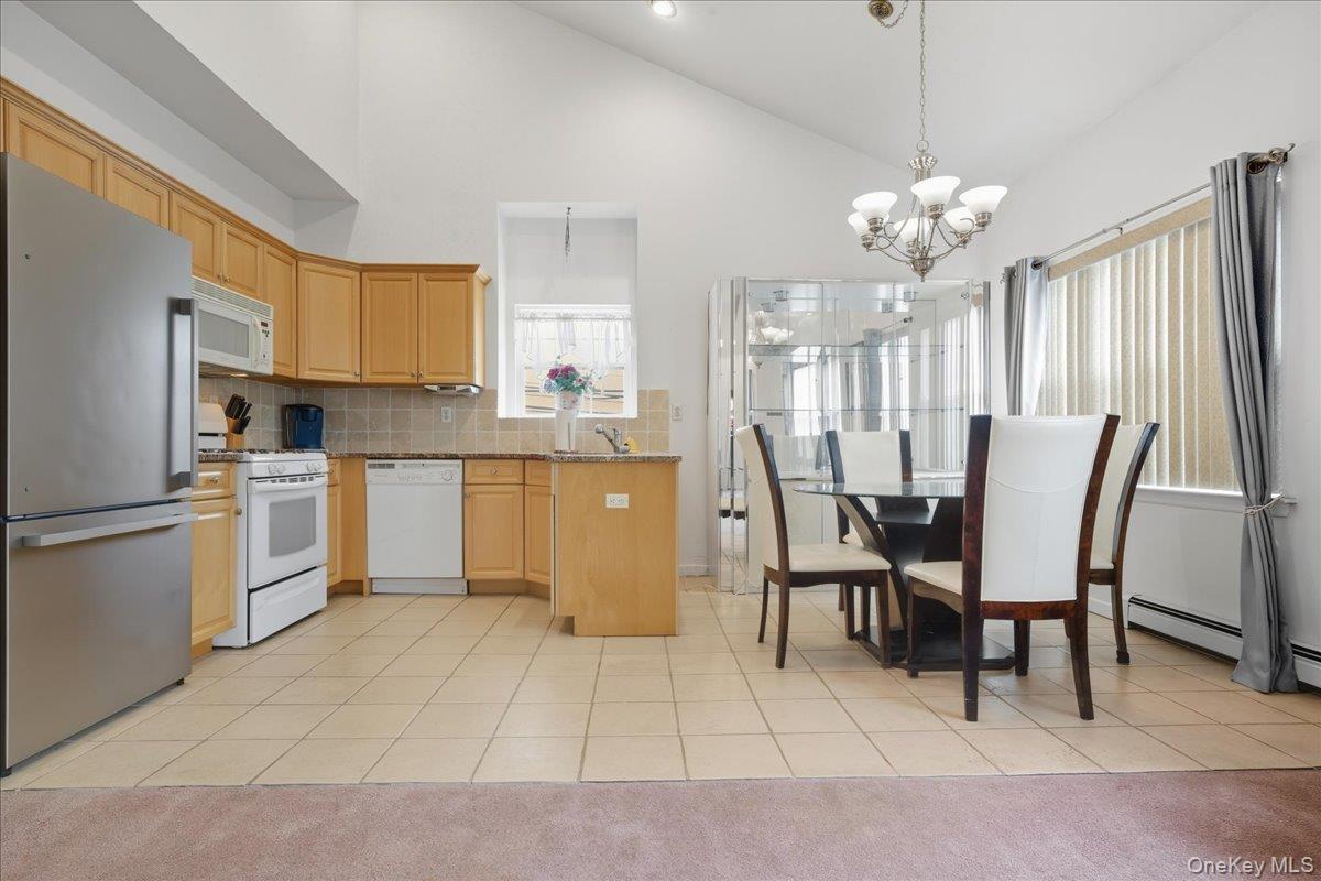 #8 photo, 197 Fulton Street, ナッソー郡 Farmingdale , NY 11735