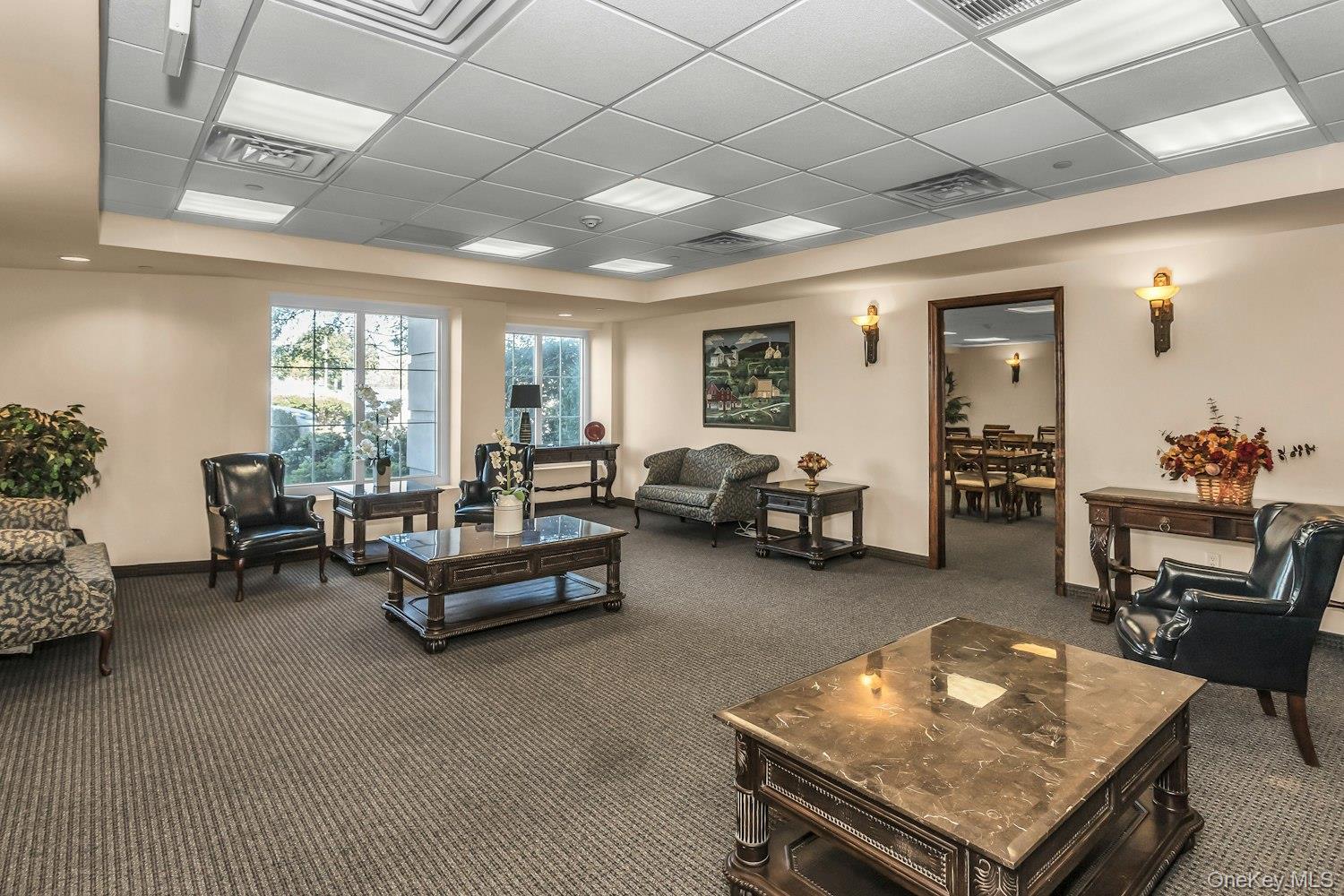 #7 photo, 242 MAPLE Avenue, ナッソー郡 Westbury , NY 11590