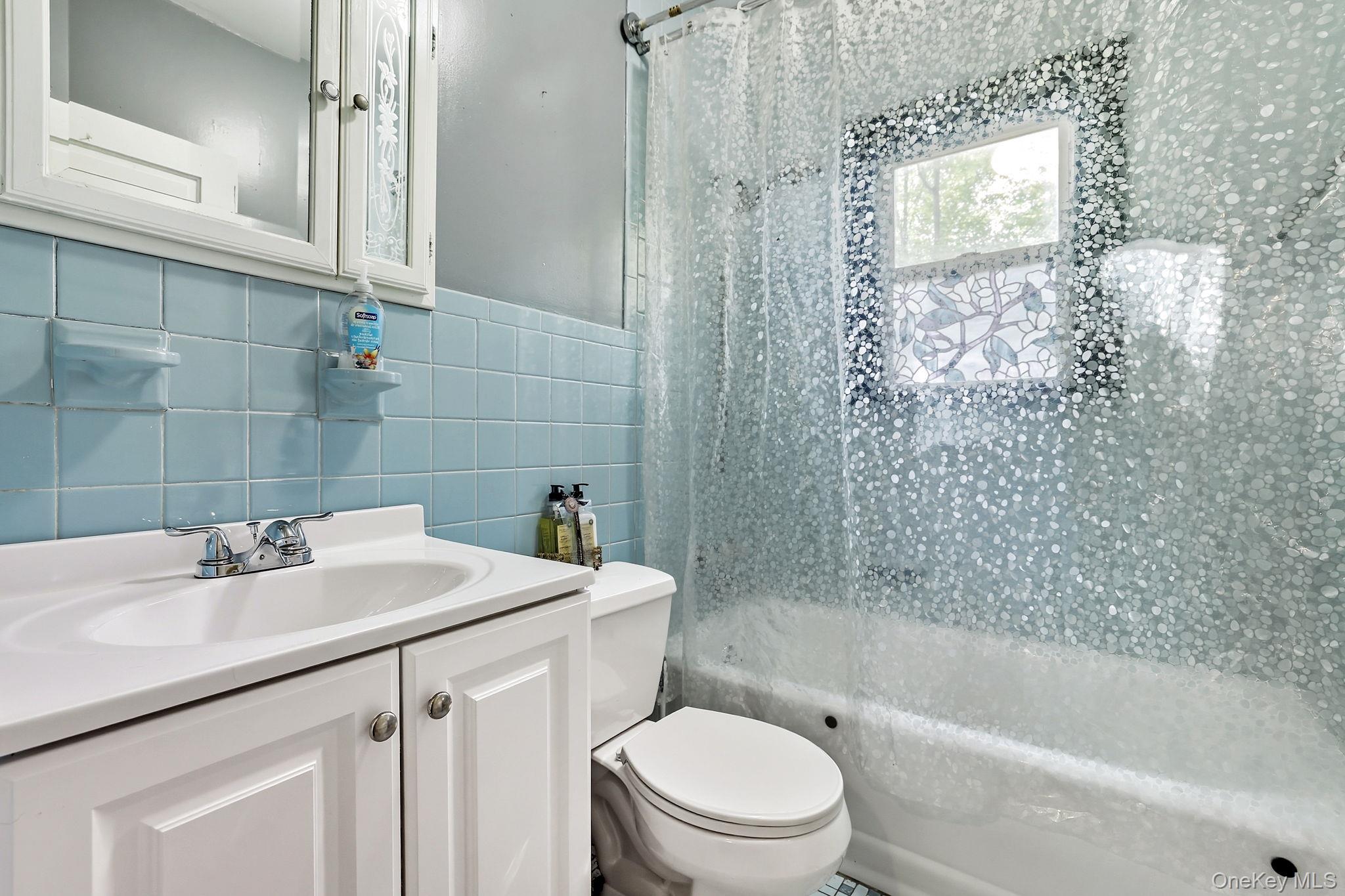 #11 photo, 1639 Mogul Drive, Mohegan Lake , NY 10547