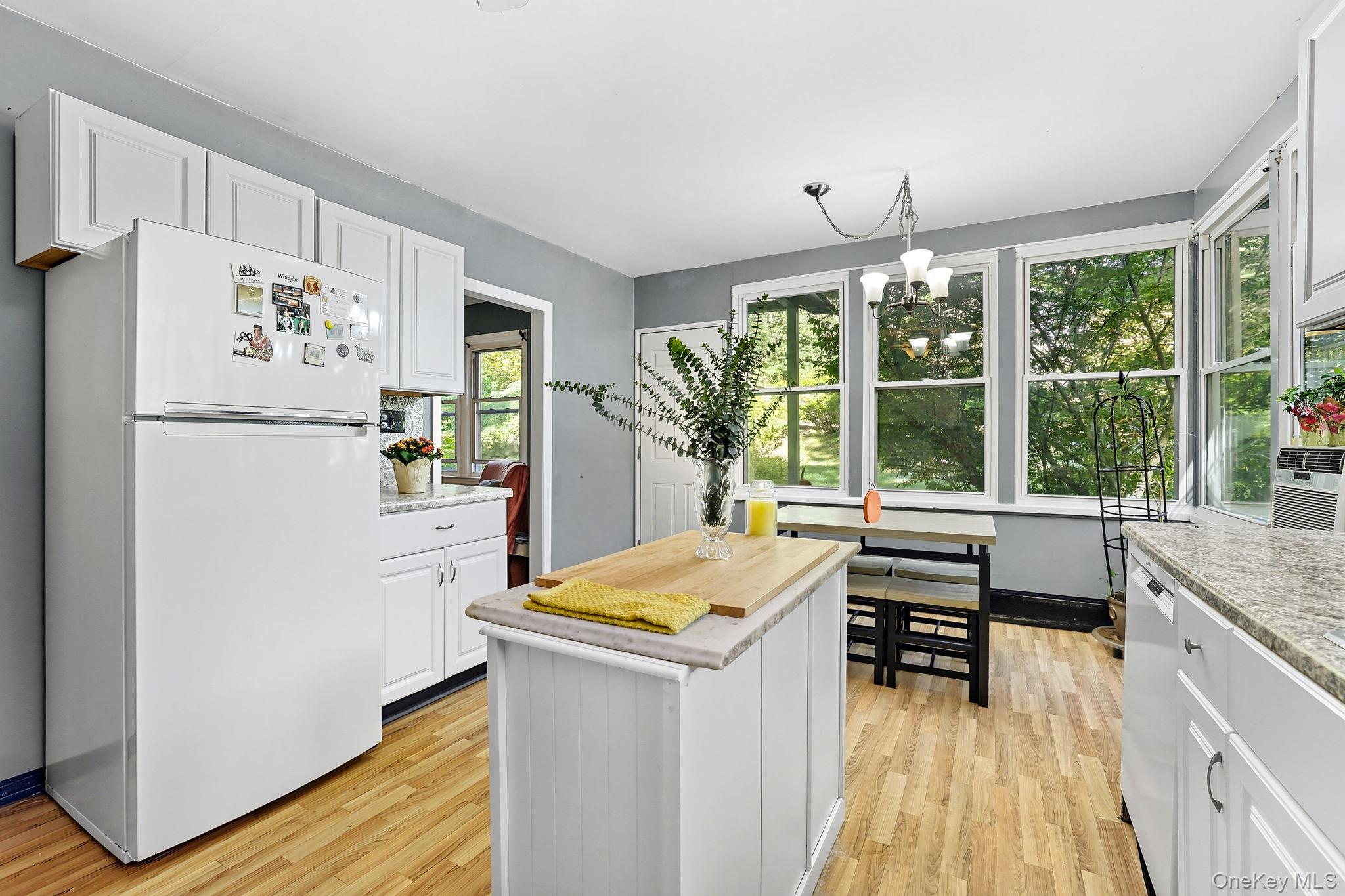 #4 photo, 1639 Mogul Drive, Mohegan Lake , NY 10547