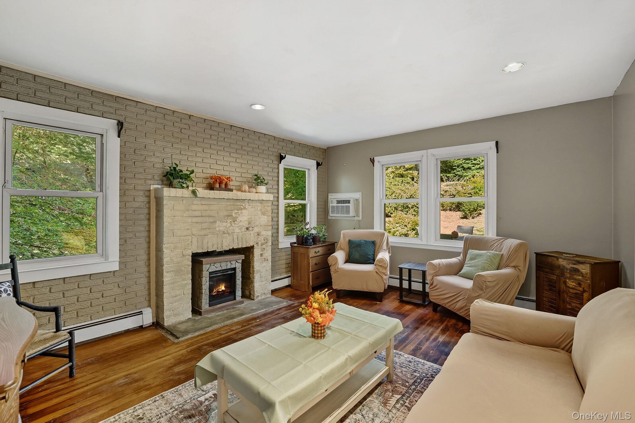 #6 photo, 1639 Mogul Drive, Mohegan Lake , NY 10547