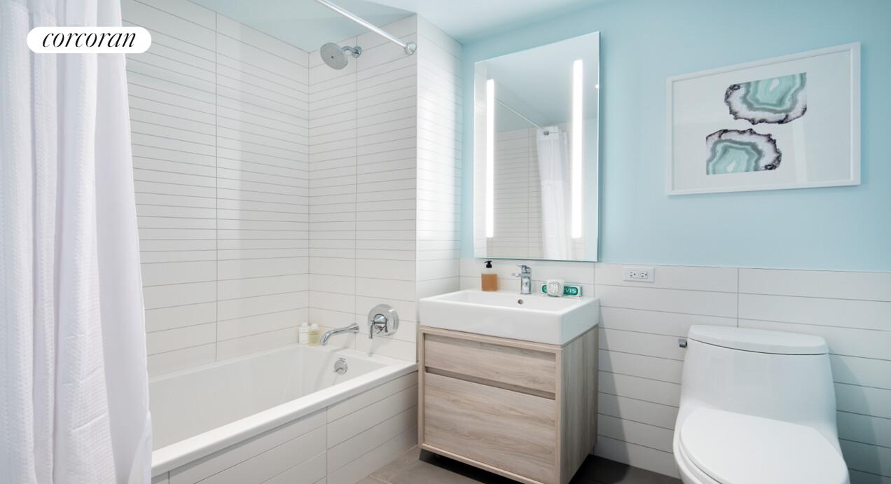 #12 photo, Brooklyn, ব্রুকলিন Williamsburg , NY 11249