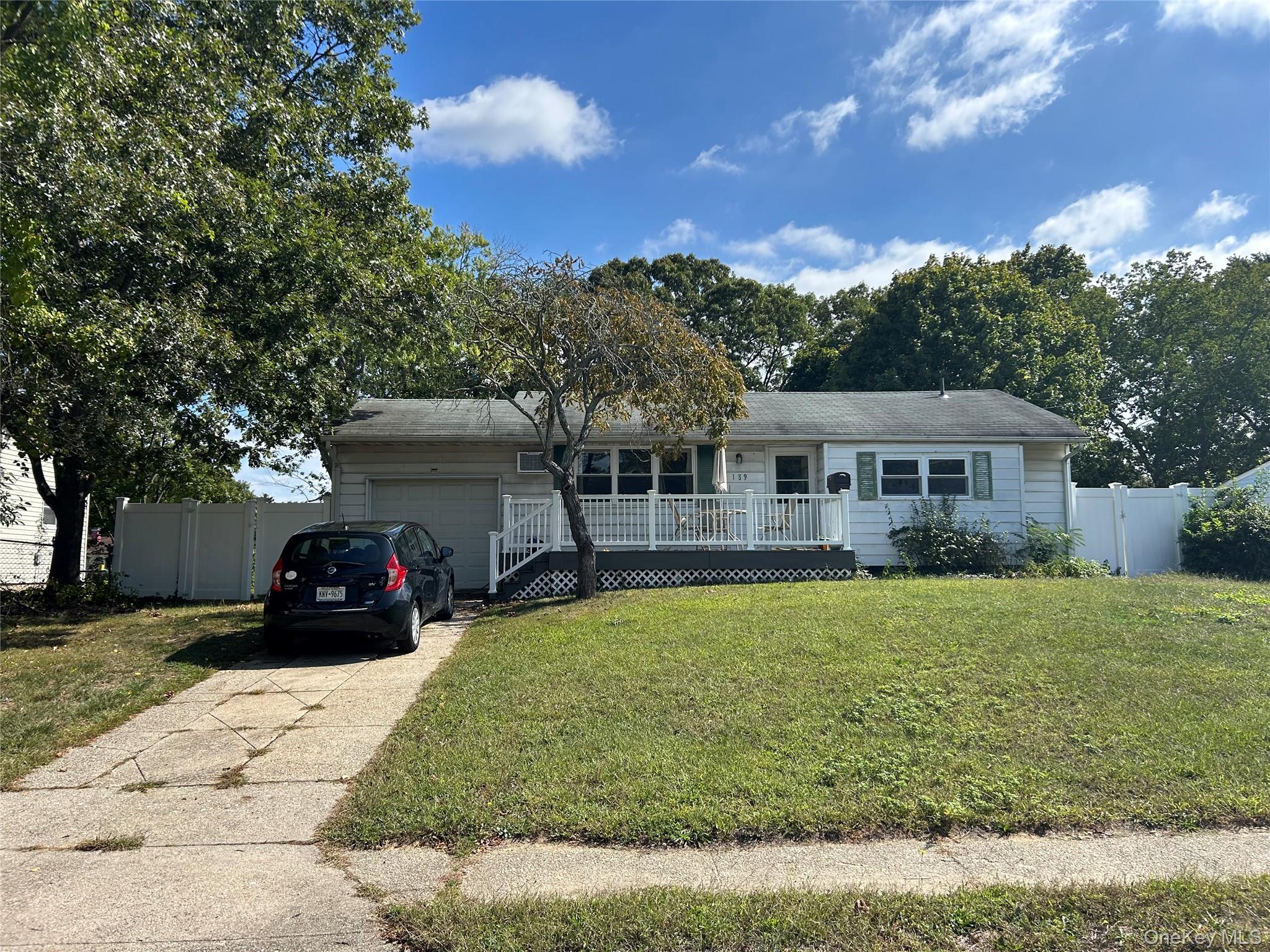 #1 photo, 189 Whitetail Lane, Central Islip , NY 11722