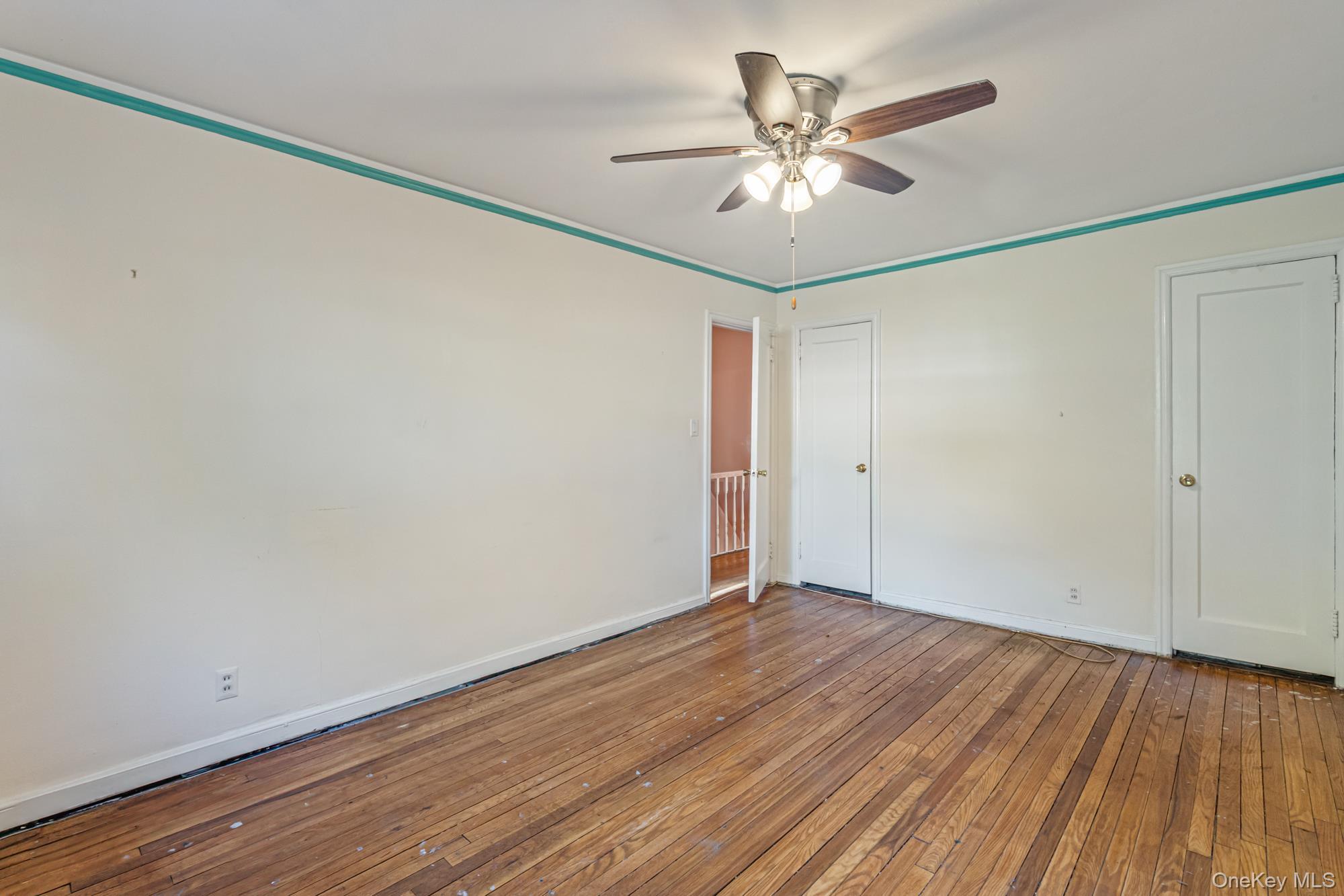 #8 photo, 58-15 Clearview Expressway, Bayside , NY 11364