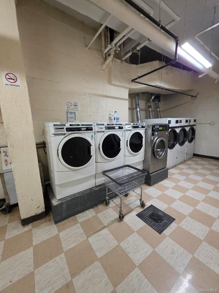 #12 photo, 55-25 98th Place, クイーンズ区 Corona , NY 11368