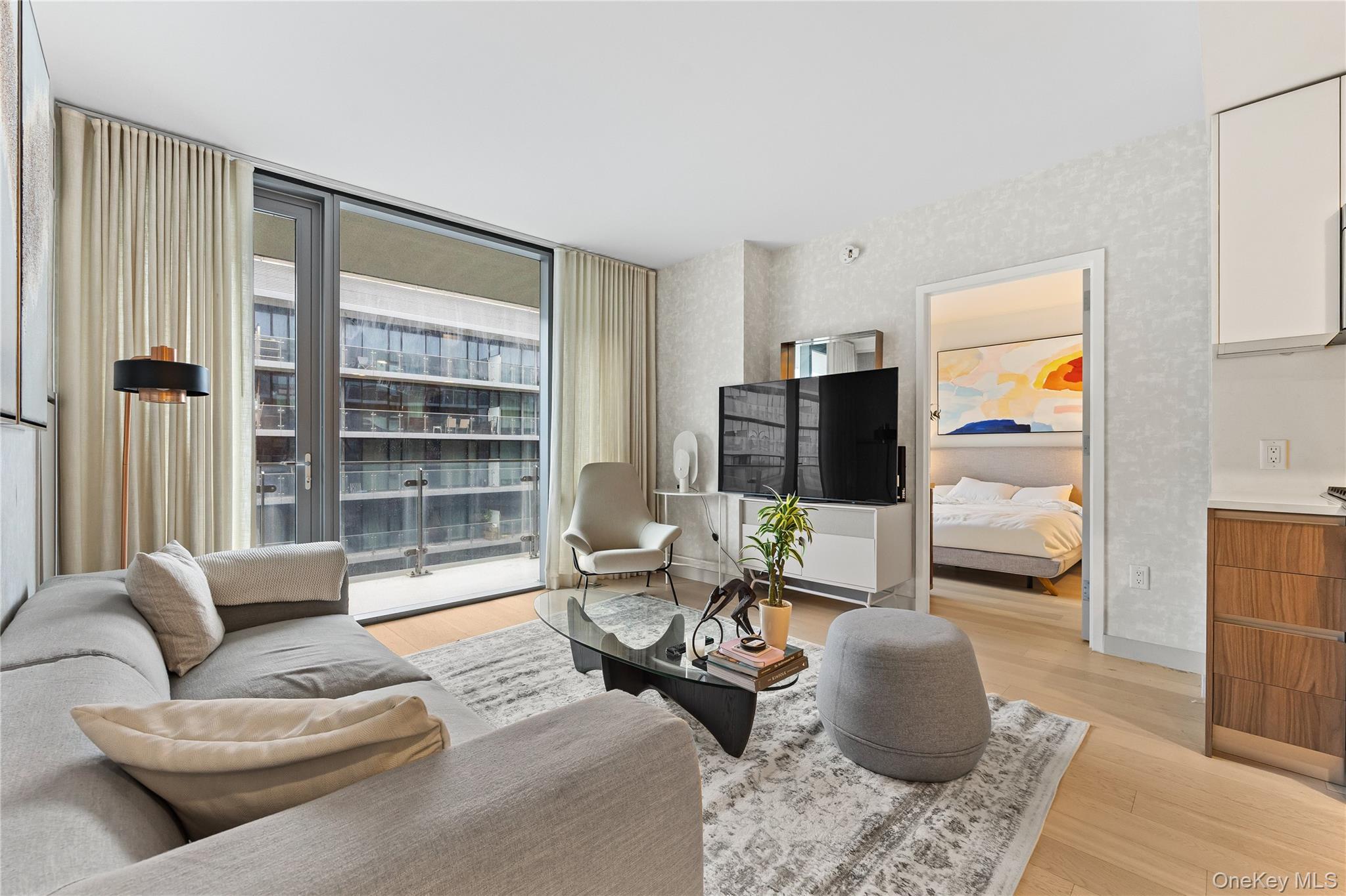 #11 photo, 131-01 40th Road, クイーンズ区 Flushing , NY 11354