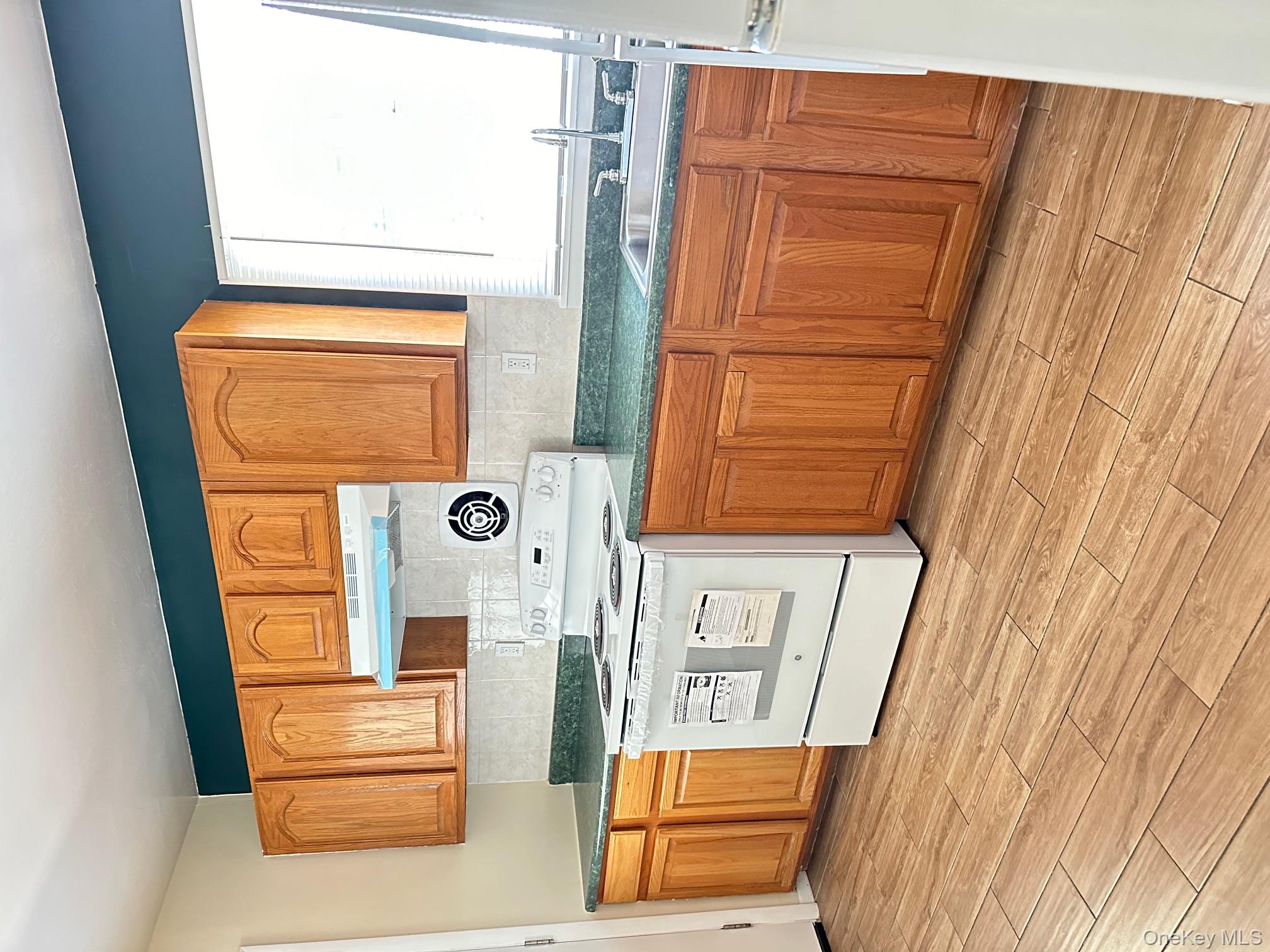 #5 photo, 30 Meade Avenue, Bethpage , NY 11714