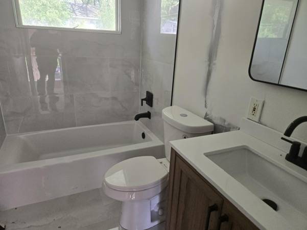 #16 photo, 22 ONeil Street, Troy , NY 12180