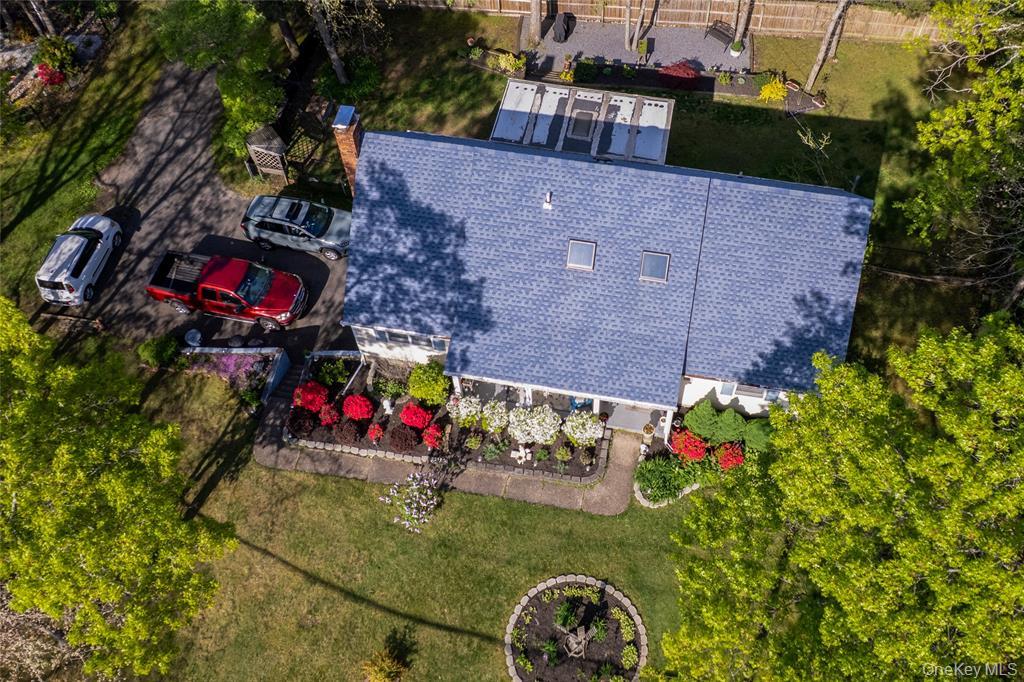 #19 photo, 337 Mount Sinai Coram Road, Mount Sinai , NY 11766