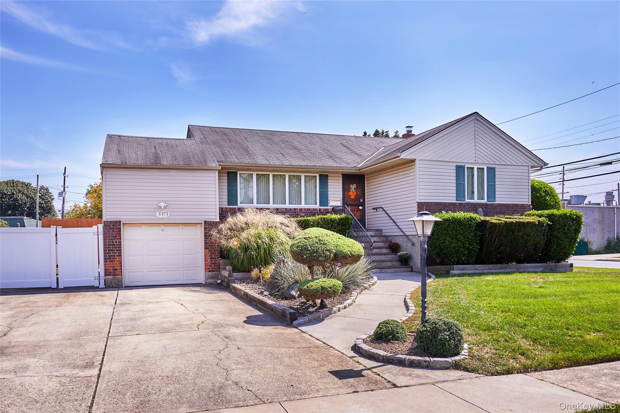 #2 photo, 3373 Lawrence Avenue, Oceanside , NY 11572