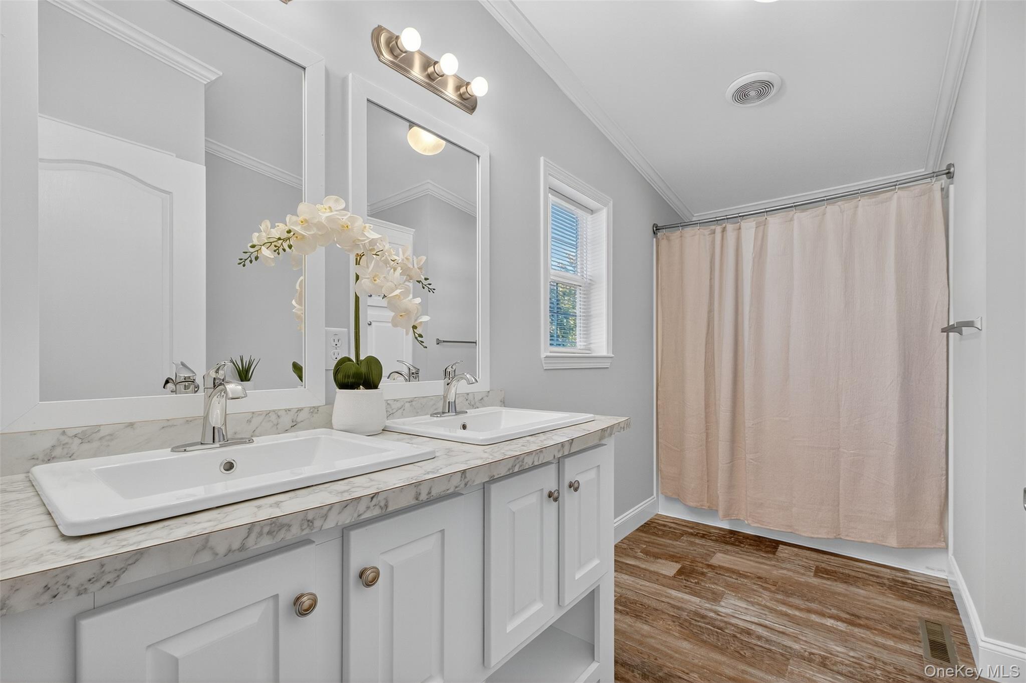 #17 photo, 13 Orlando Drive, Poughkeepsie , NY 12603