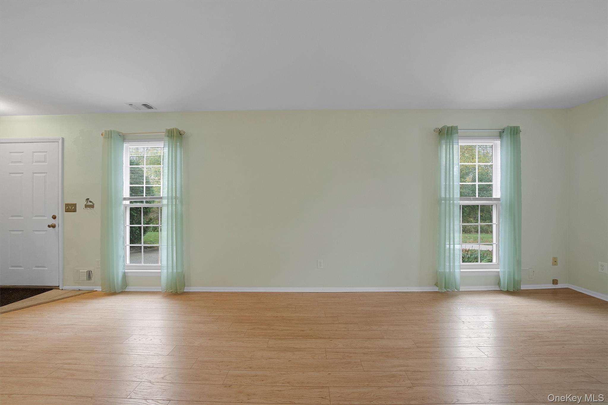 #8 photo, 29 The Rise, Warwick , NY 10990