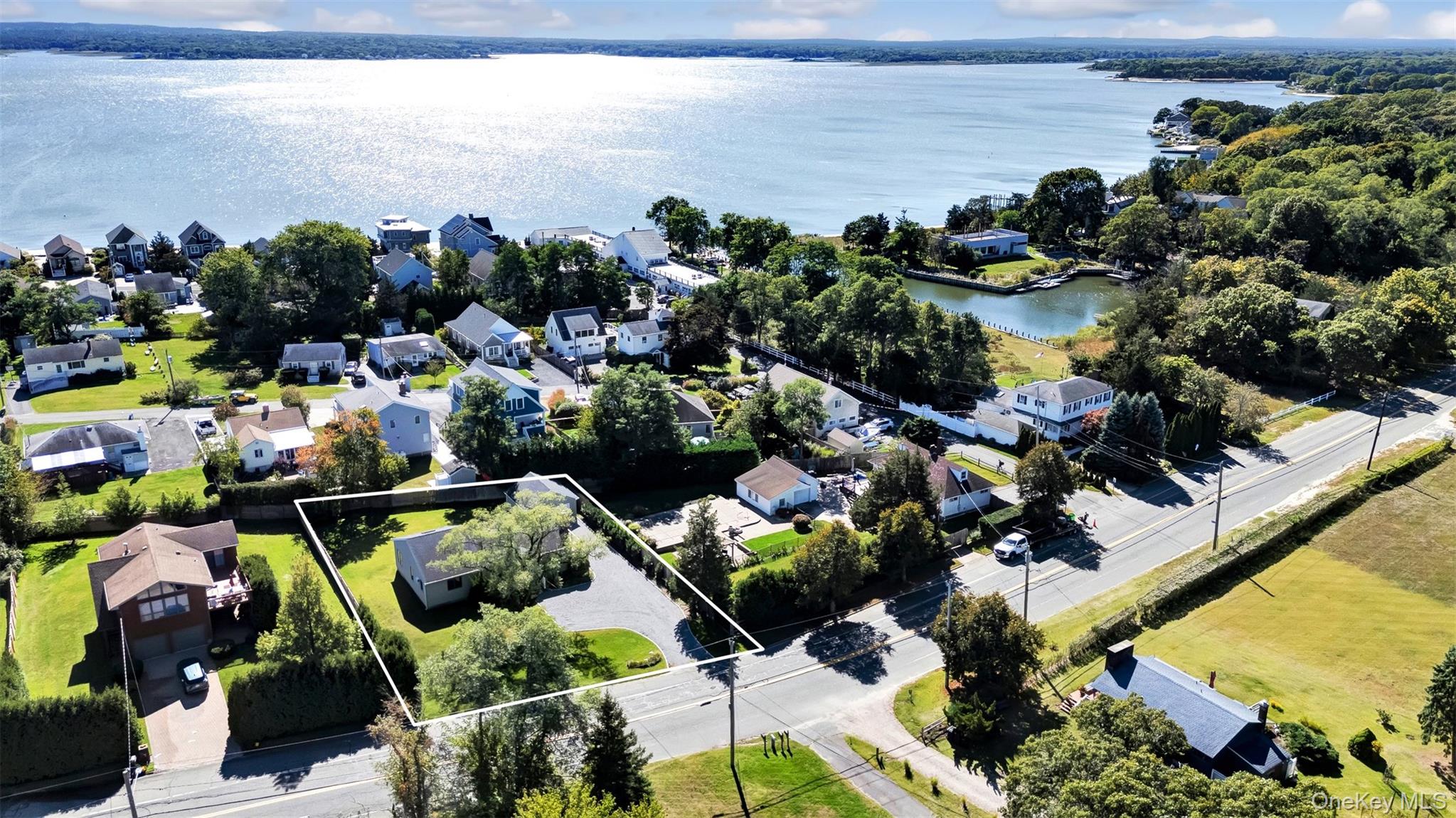 #1 photo, 481 Peconic Bay Boulevard, サフォーク郡 Aquebogue , NY 11931