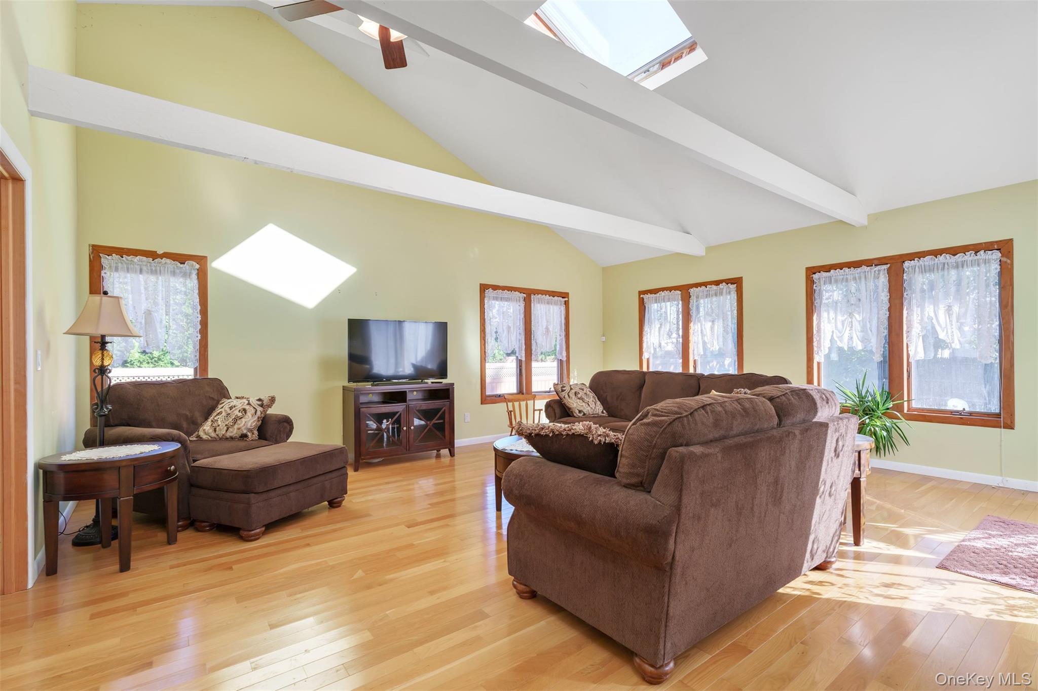 #19 photo, 481 Peconic Bay Boulevard, サフォーク郡 Aquebogue , NY 11931