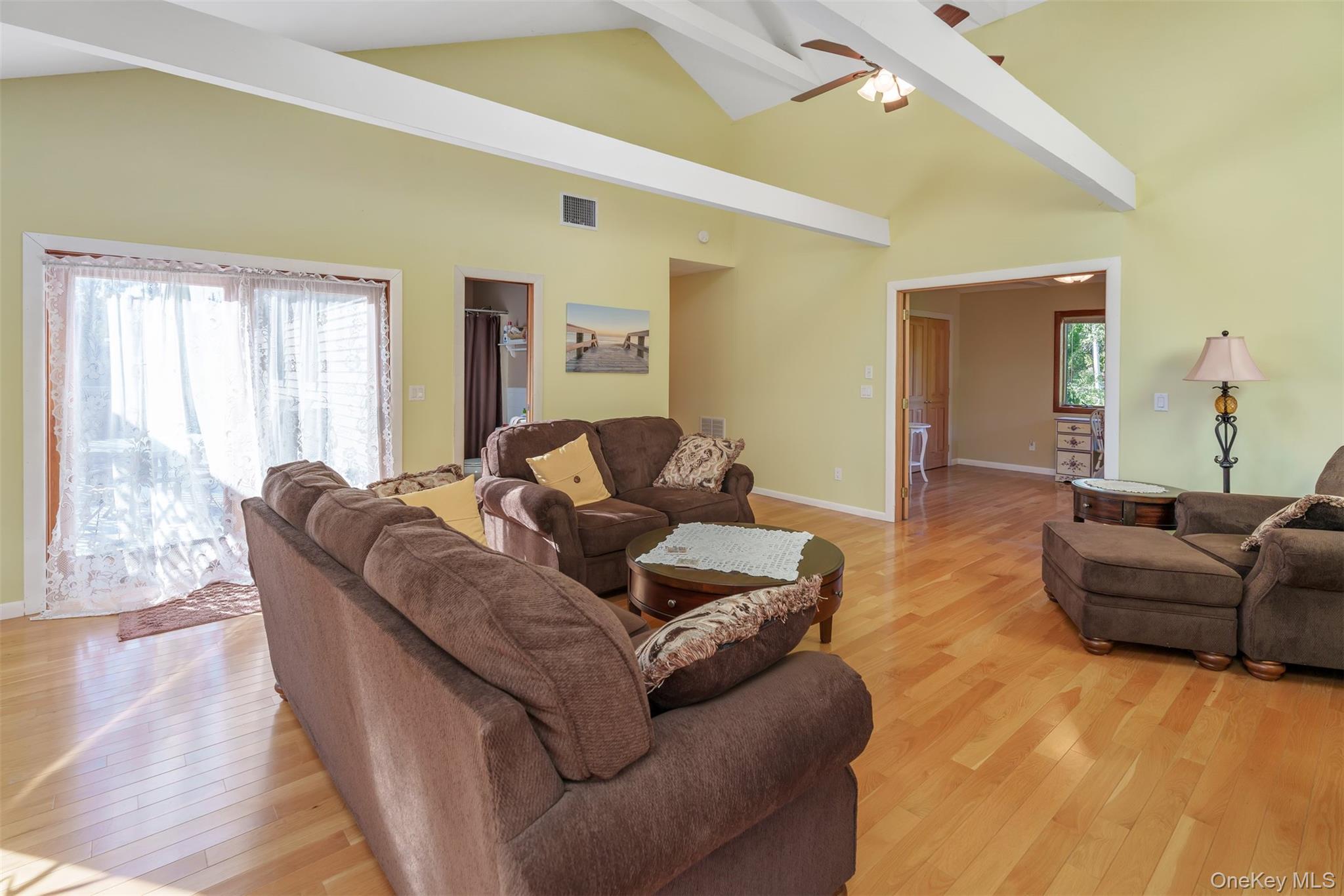 #20 photo, 481 Peconic Bay Boulevard, サフォーク郡 Aquebogue , NY 11931