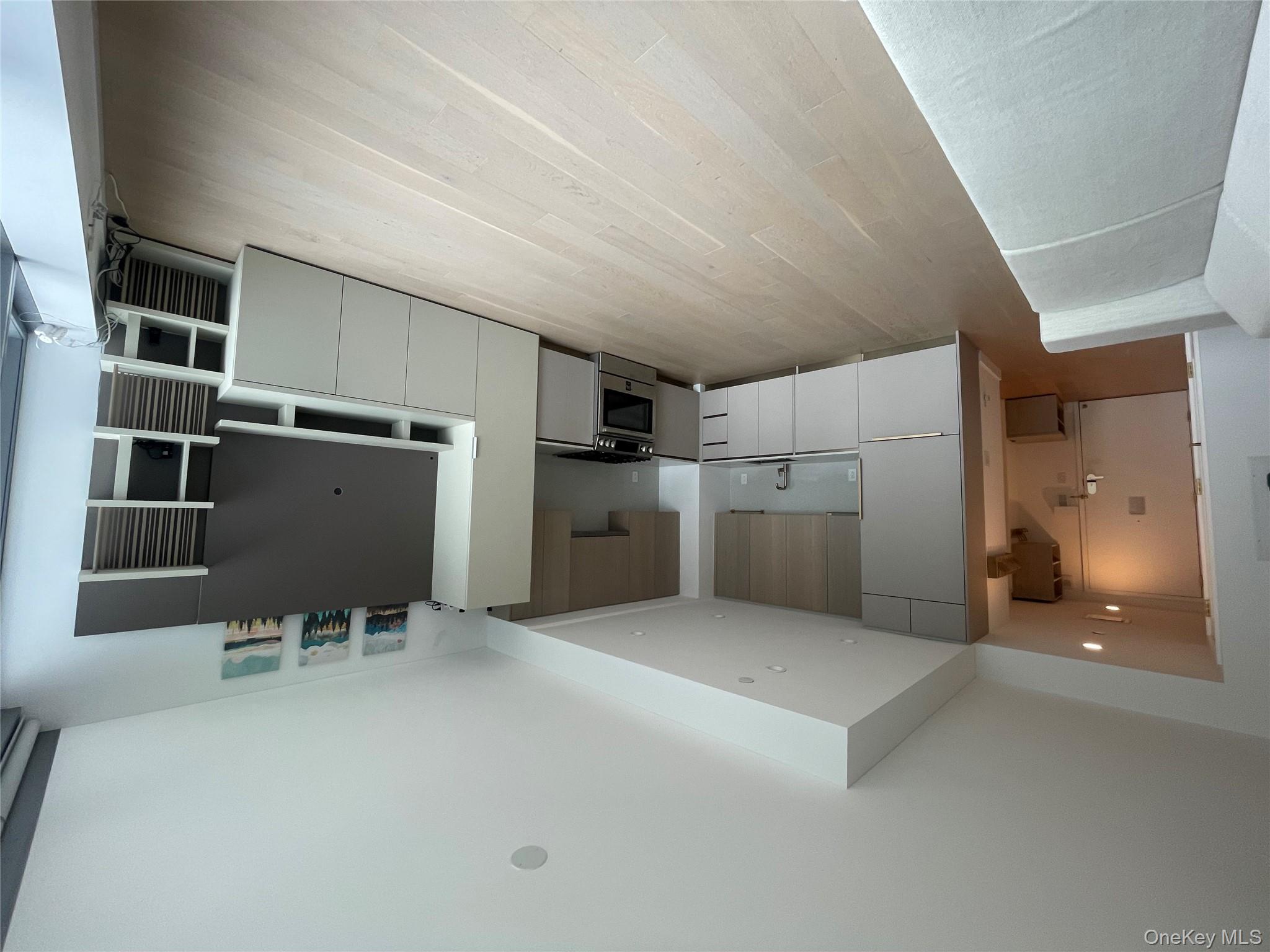 #3 photo, 23-15 44th dr, Long Island City , NY 11101