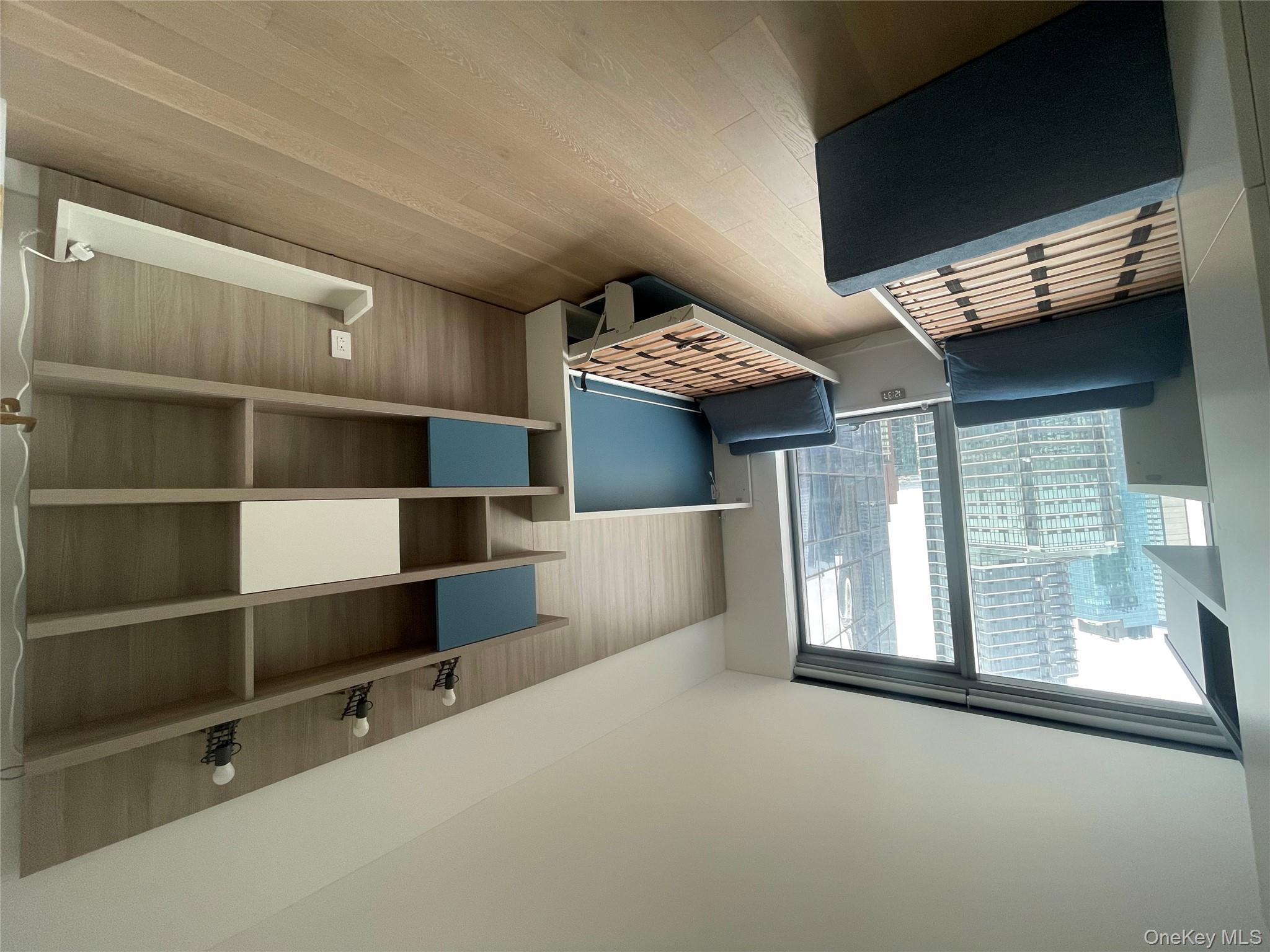 #6 photo, 23-15 44th dr, Long Island City , NY 11101