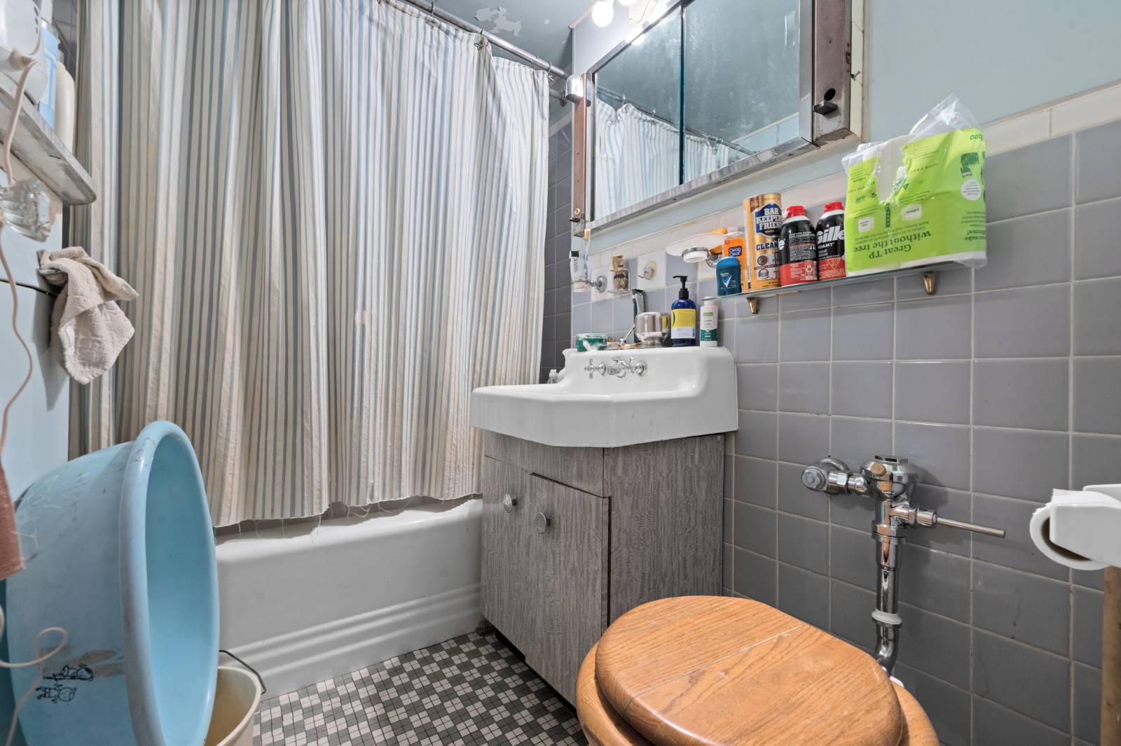 #16 photo, 35-11  85th St , #3J, クイーンズ区 Jackson Heights , NY 11372