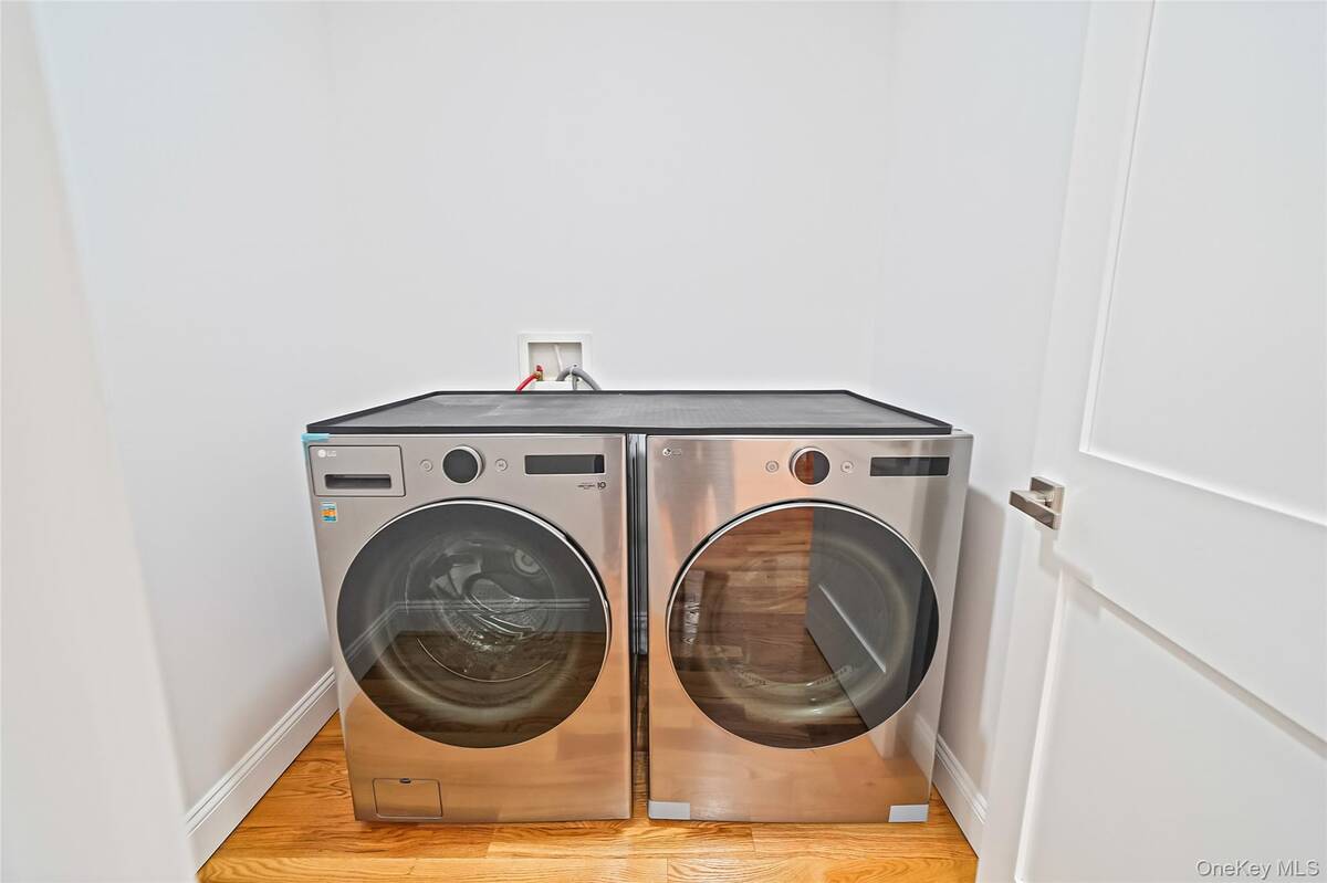 #23 photo, 41 Eldridge Avenue, Hempstead , NY 11550