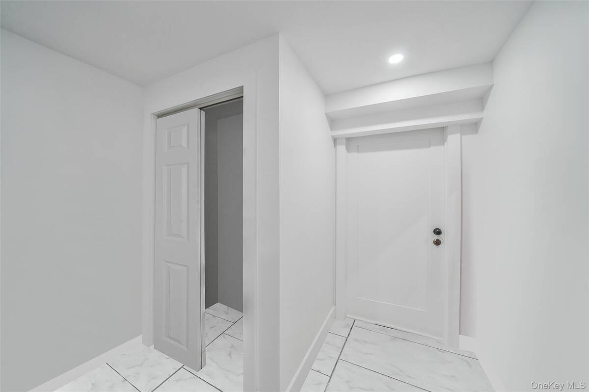 #28 photo, 41 Eldridge Avenue, Hempstead , NY 11550