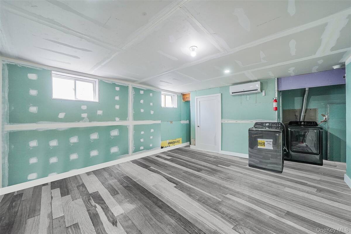 #30 photo, 41 Eldridge Avenue, Hempstead , NY 11550