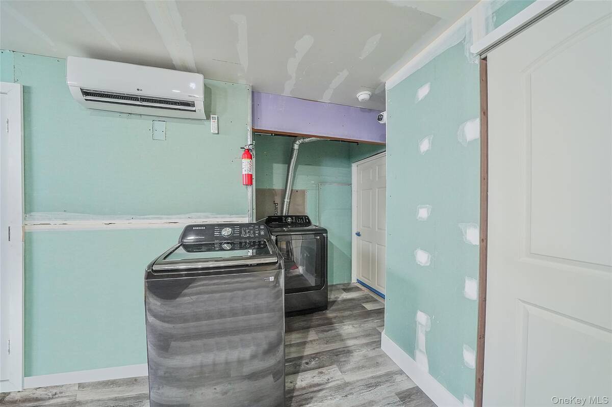 #31 photo, 41 Eldridge Avenue, Hempstead , NY 11550