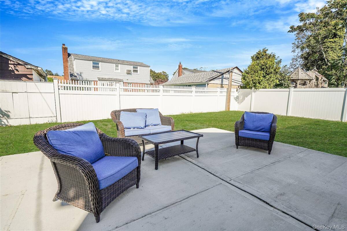 #39 photo, 41 Eldridge Avenue, Hempstead , NY 11550