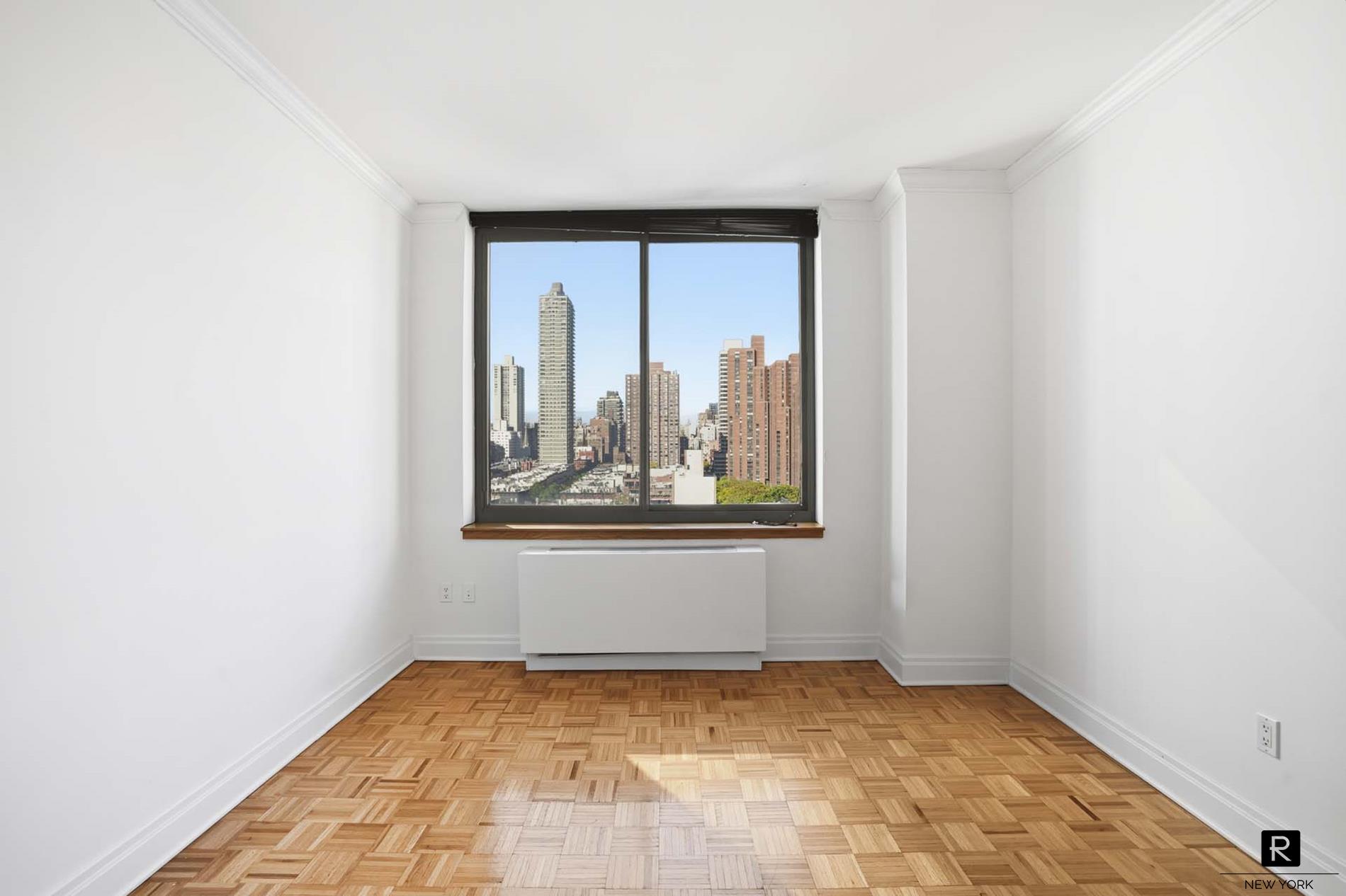 #8 photo, New York City, Upper East Side , NY 10128