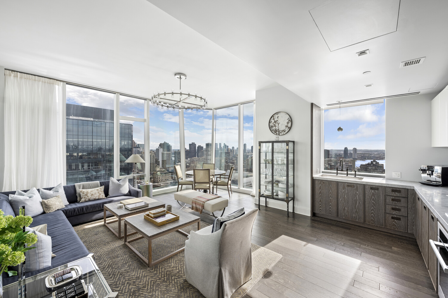 #1 photo, 45 E 22ND Street, मैनहटन Flatiron , NY 10010