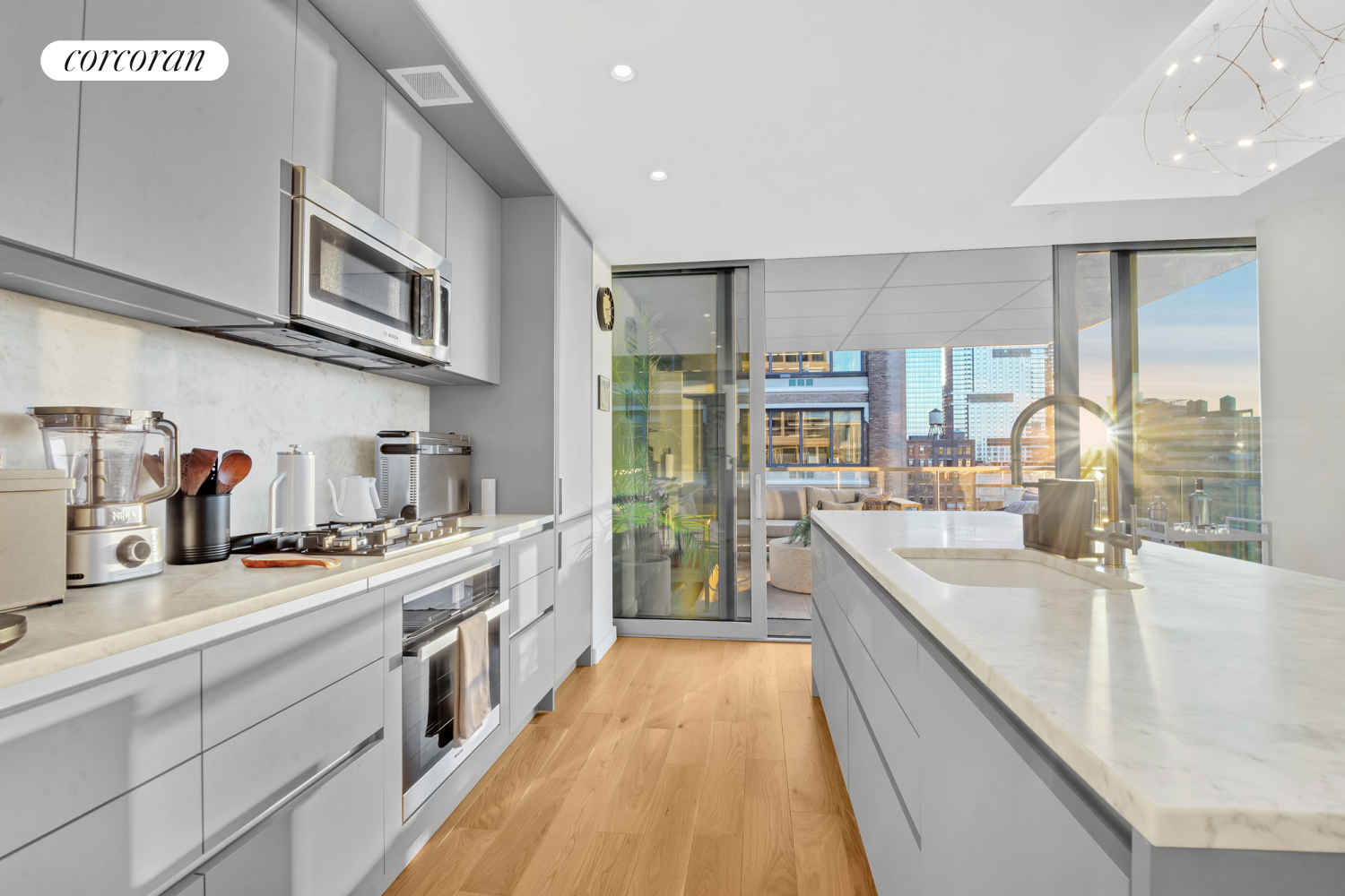 #6 photo, New York City, マンハッタン Hells Kitchen , NY 10036