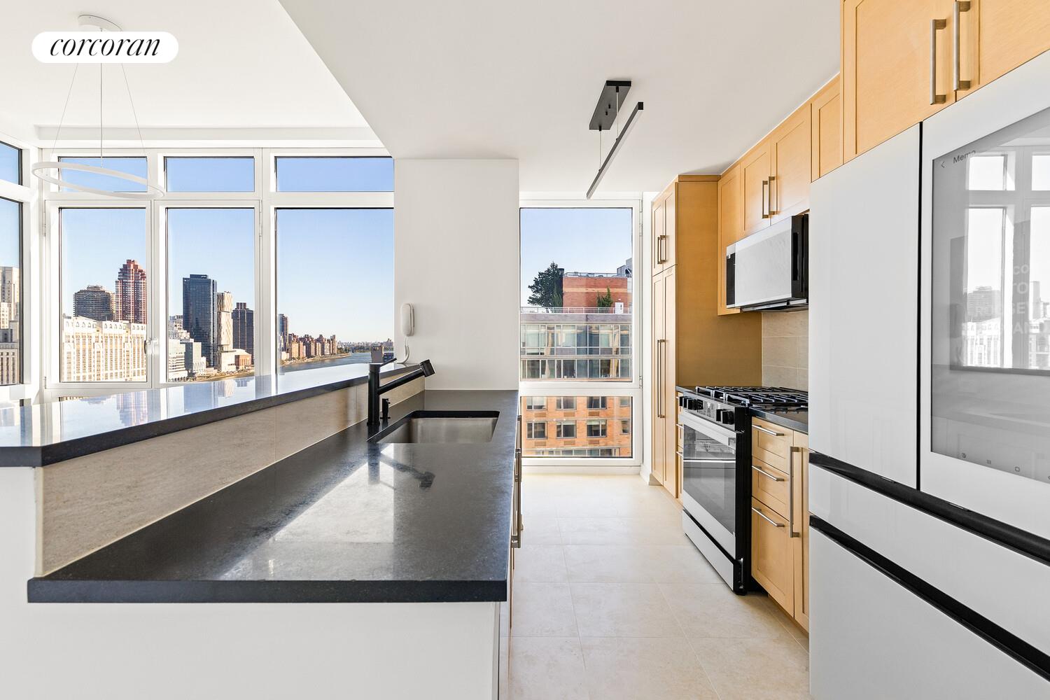 #7 photo, 415 MAIN Street, マンハッタン Roosevelt Island , NY 10044