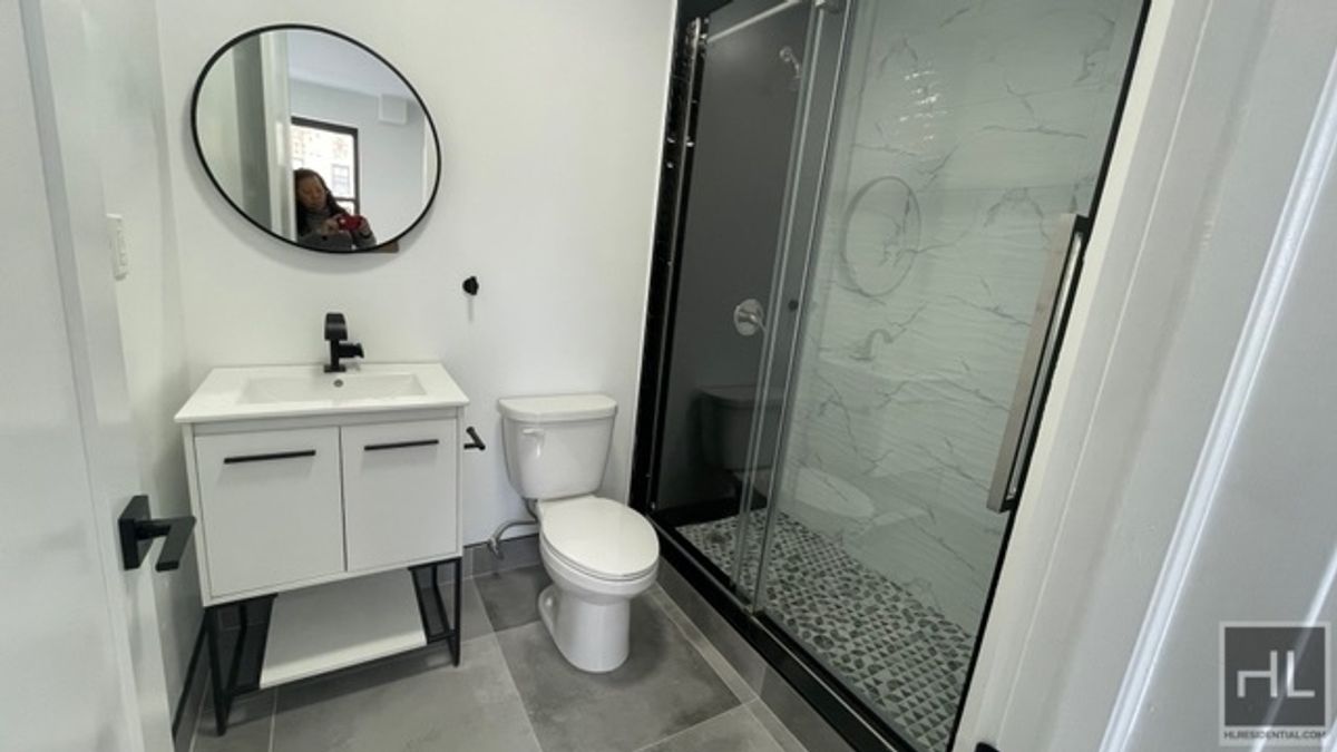 #14 photo, 237 Utica Avenue, Crown Heights , NY 11213