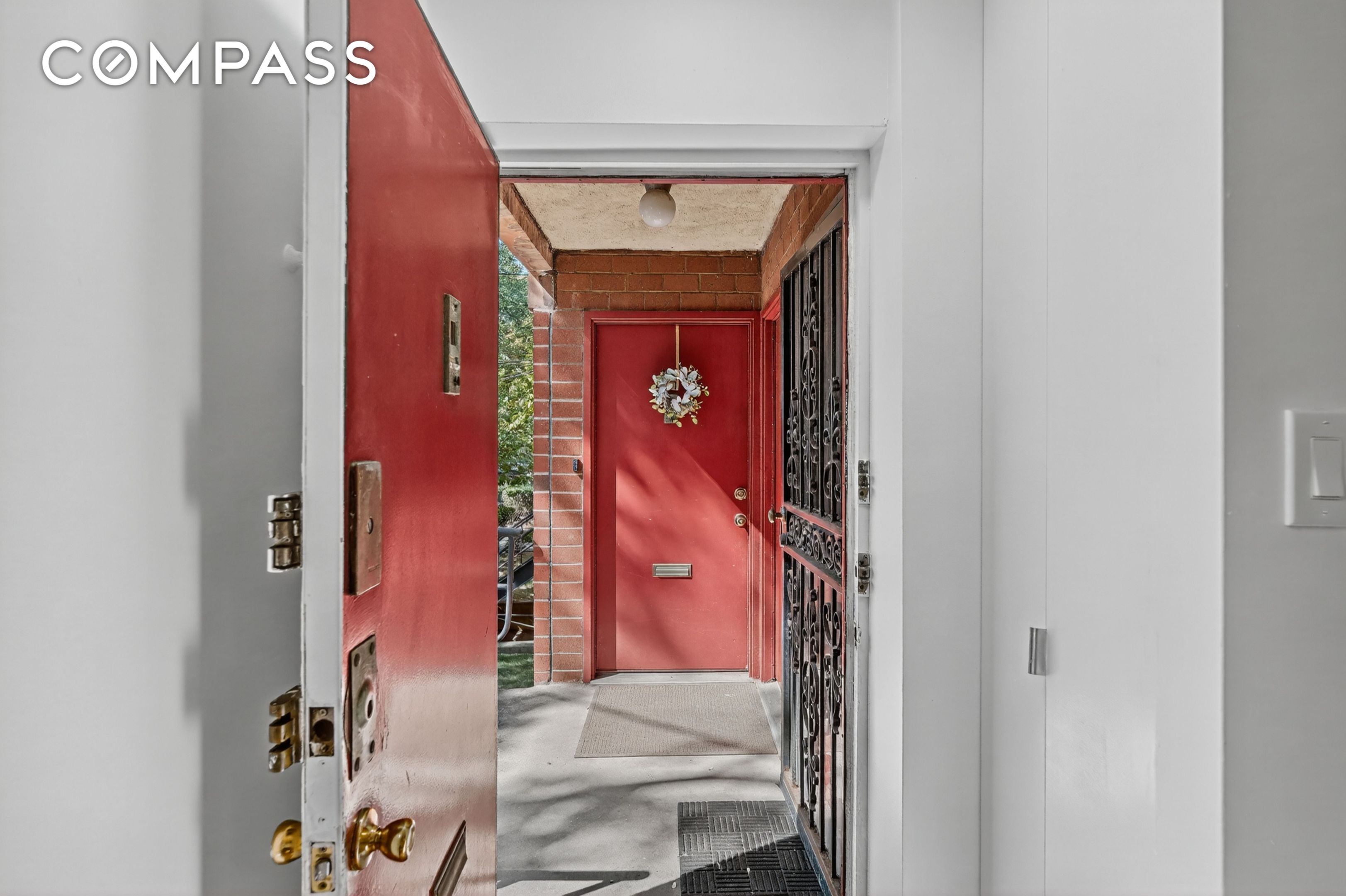 #4 photo, 81 President Street, Columbia Street Waterfront , NY 11231