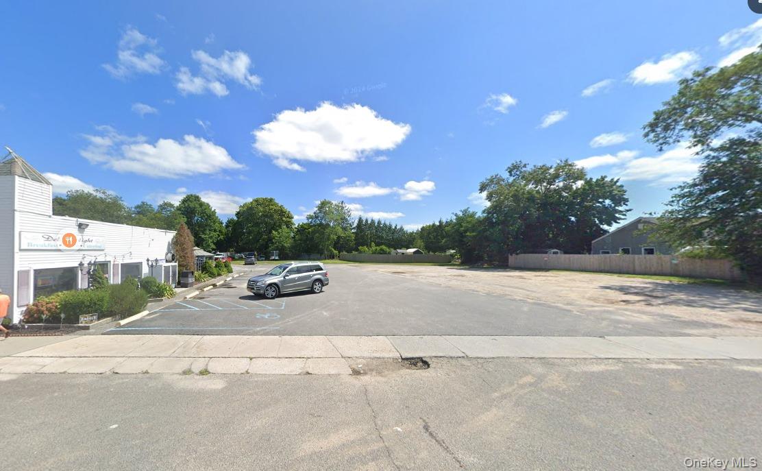 #1 photo, 615-623 Montauk Highway, サフォーク郡 East Quogue , NY 11942