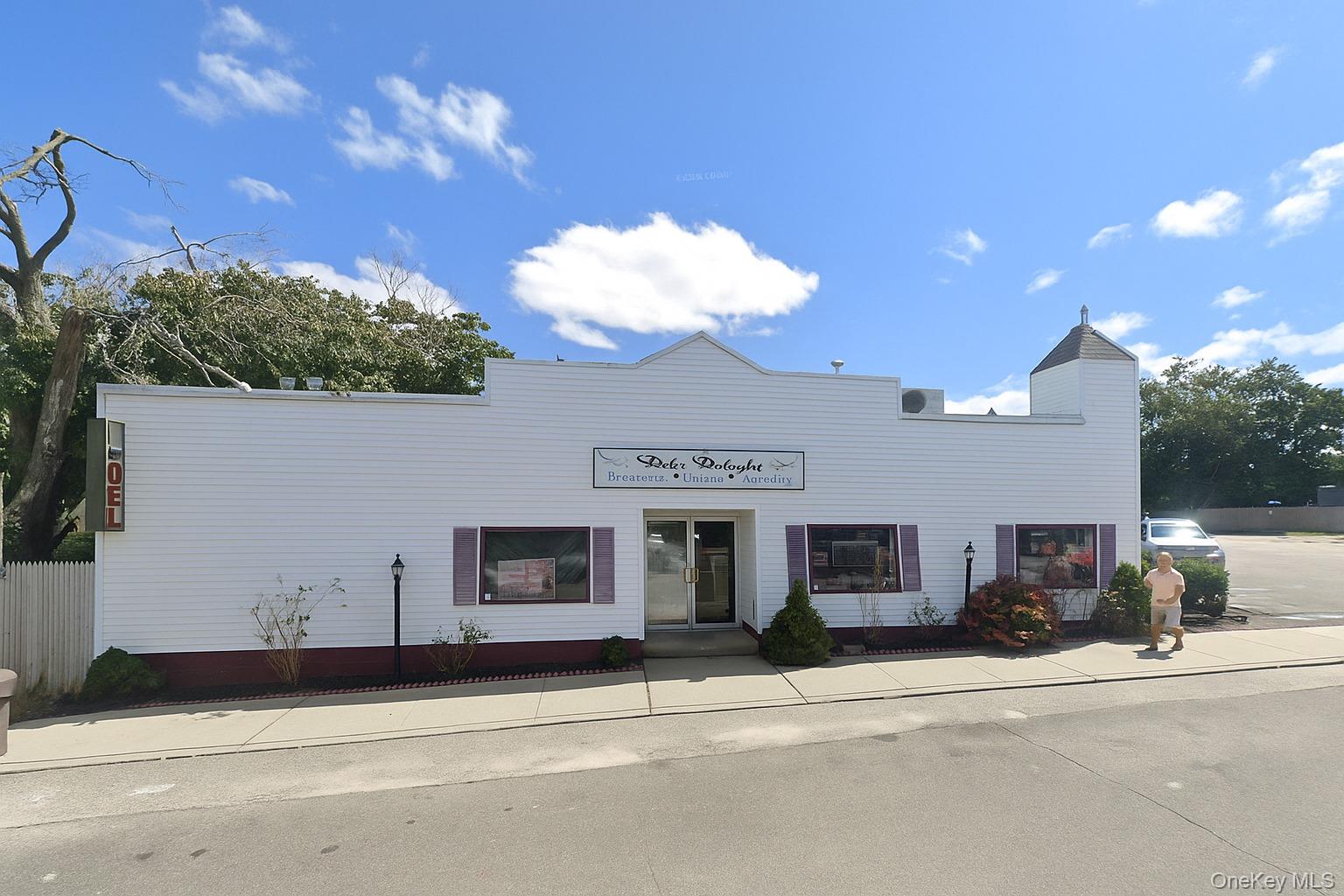 #2 photo, 615-623 Montauk Highway, サフォーク郡 East Quogue , NY 11942